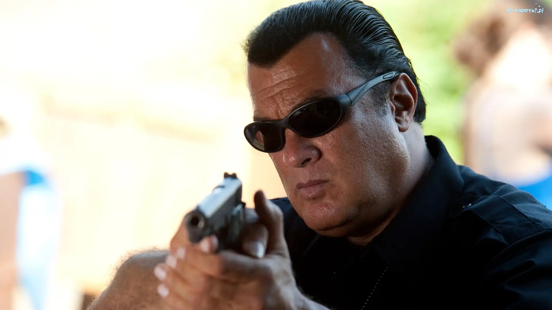 Steven Seagal, Pistolet, Okulary, Aktor