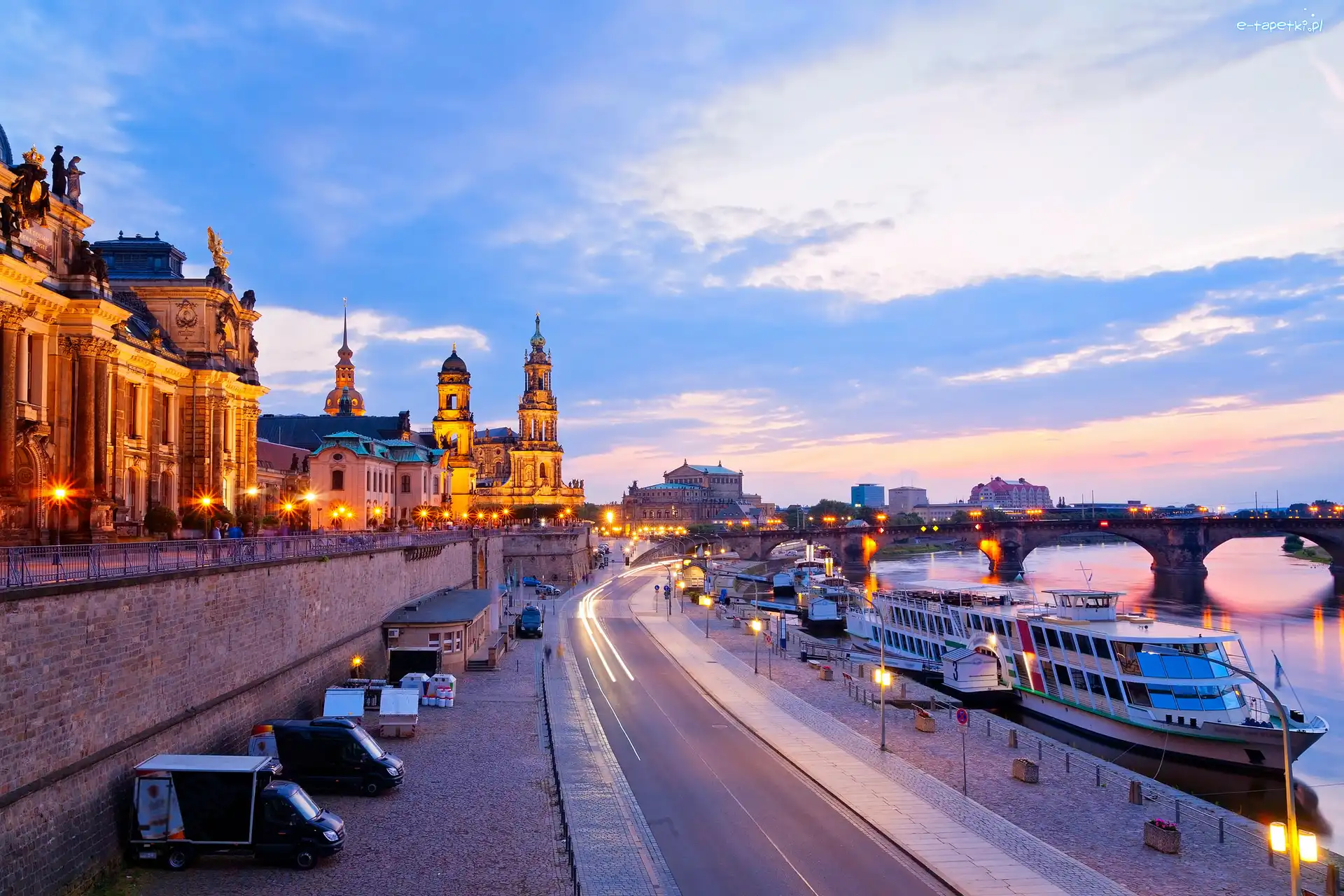 Kościół, Drezno, Statki, Tarasy Bruhla, Rzeka Łaba, Przystań, Promenada, Niemcy, Most, Katedra Świętej Trójcy