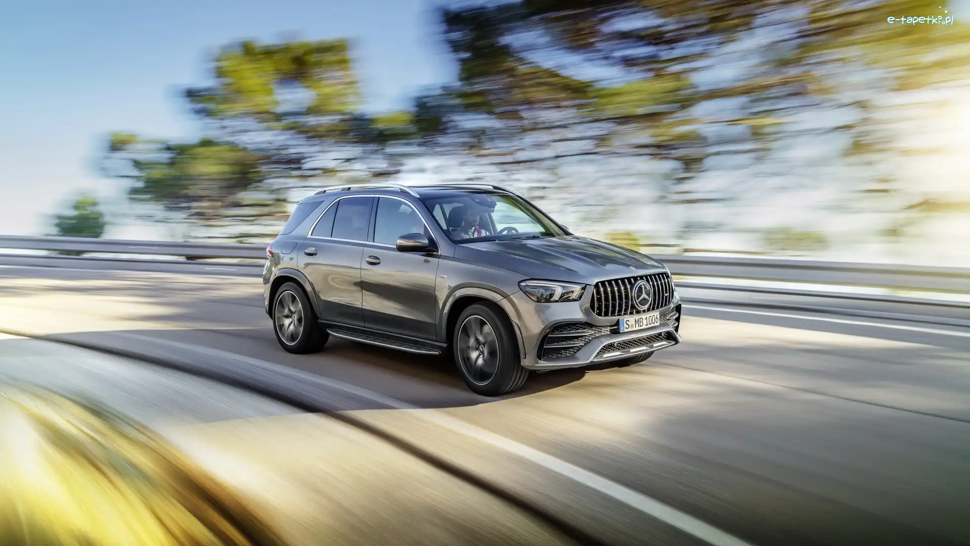 Droga, Mercedes-AMG GLE 53
