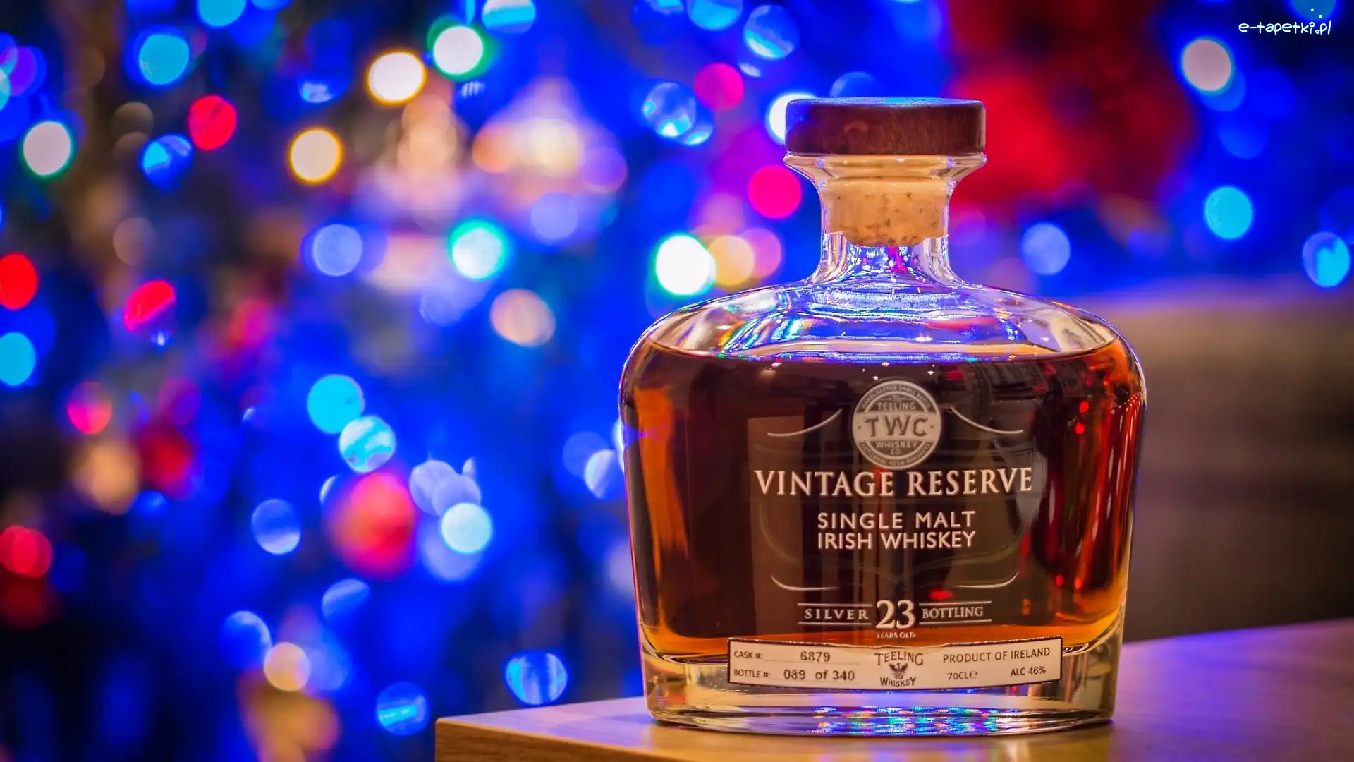 Whisky, Kolorowe tło, Vintage Reserve, Butelka