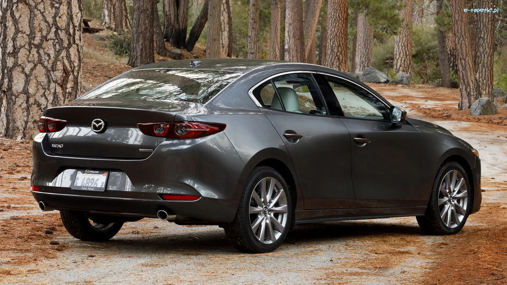 IV generacja, Mazda3 Sedan