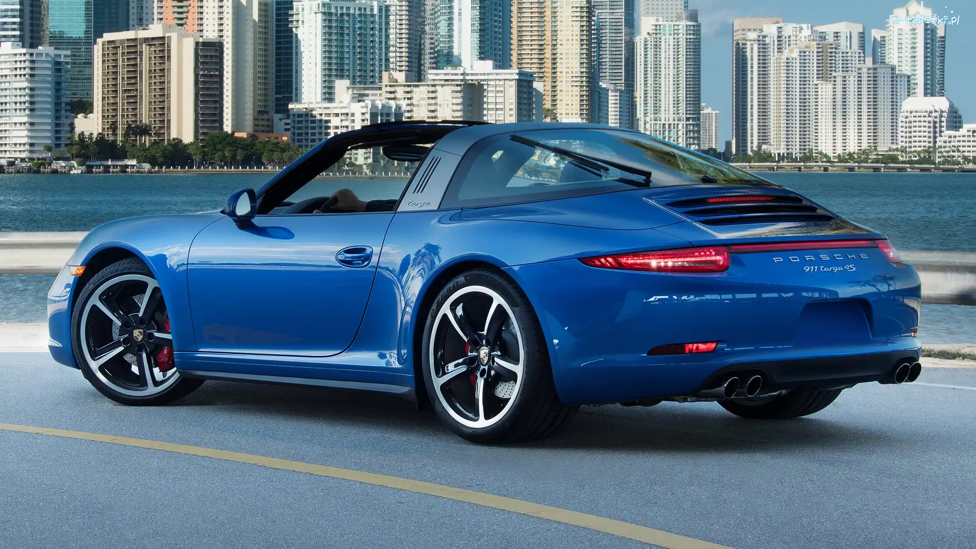 Porsche 911 Targa, Niebieskie