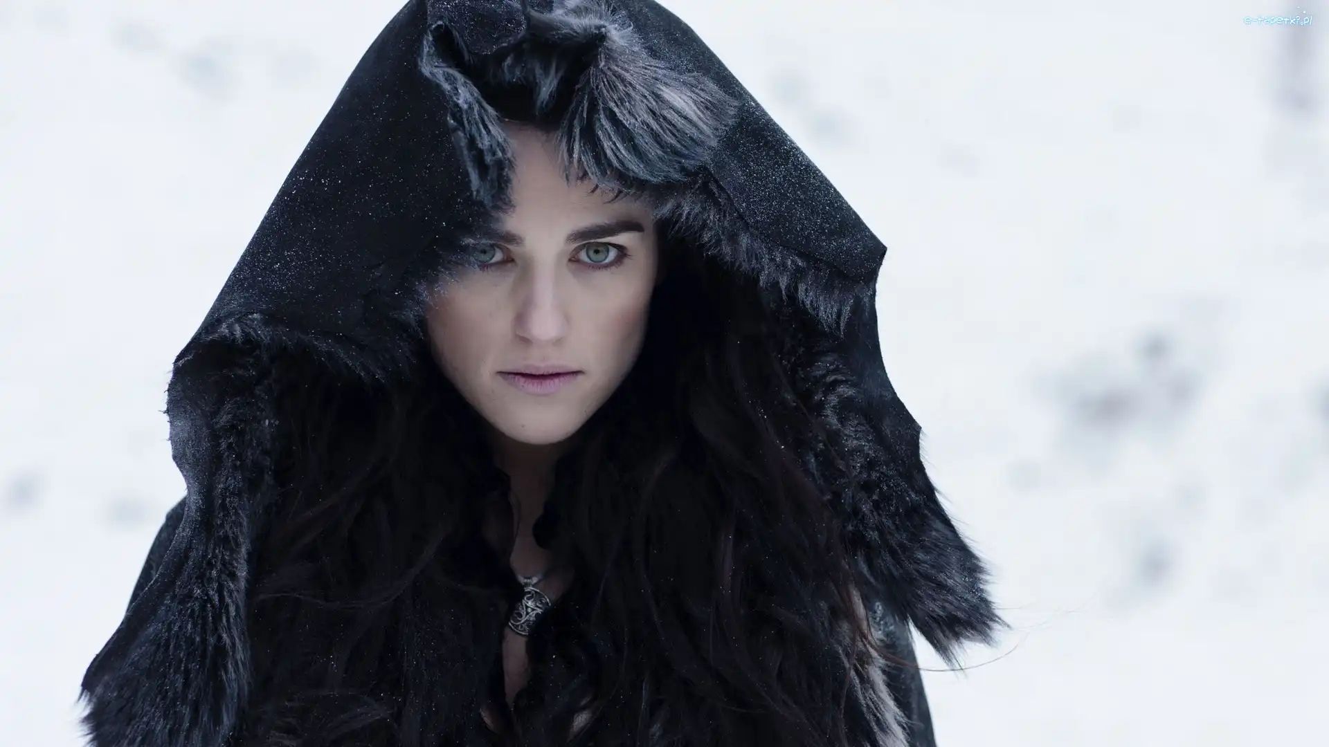 Serial, Aktorka, Kaptur, Płaszcz, Katie McGrath, Przygody Merlina, The Adventures of Merlin, Kobieta