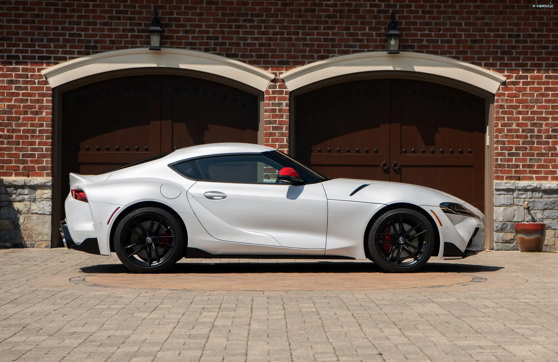 Toyota Supra, Biała