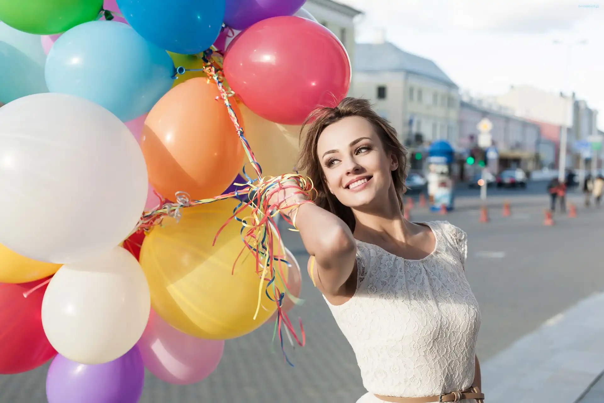 Balony, Uśmiech, Kobieta