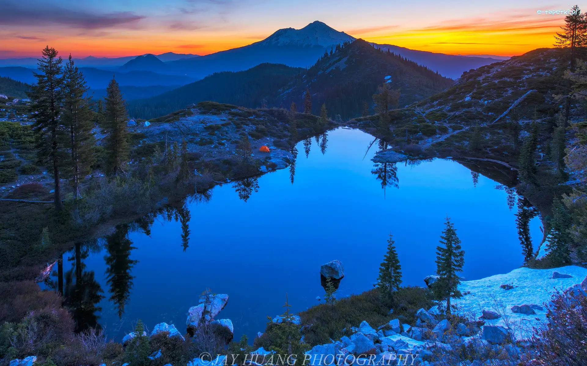 Kalifornia, Jezioro Heart Lake, Wschód słońca, Stany Zjednoczone, Stratowulkan Mount Shasta, Góry Kaskadowe