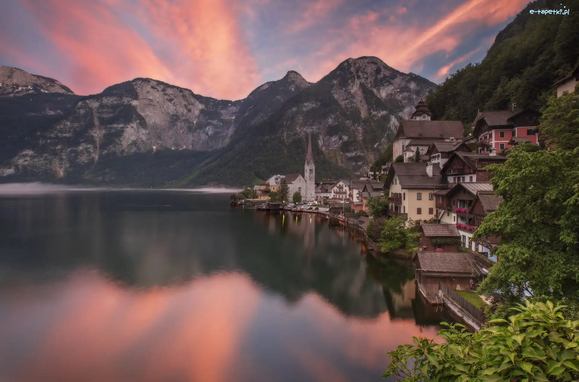 Domy, Miasteczko, Drzewa, Jezioro Hallstattersee, Hallstatt, Góry, Alpy, Austria