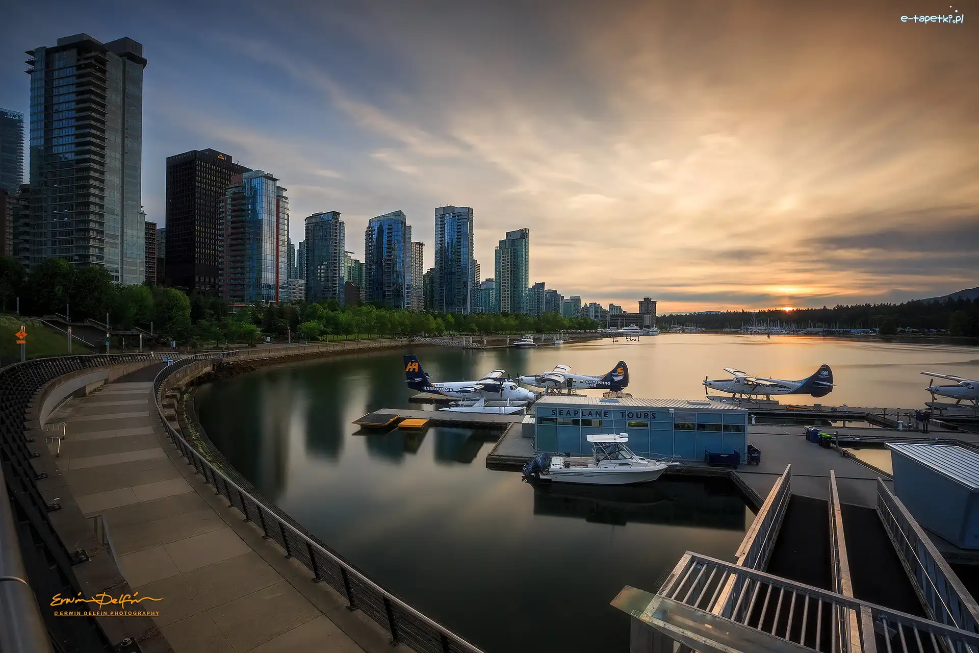 Coal Harbour, Przystań, Kanada, Promenada, Wodnosamoloty, Wieżowce, Zachód słońca, Zatoka, Hydroplany, Vancouver