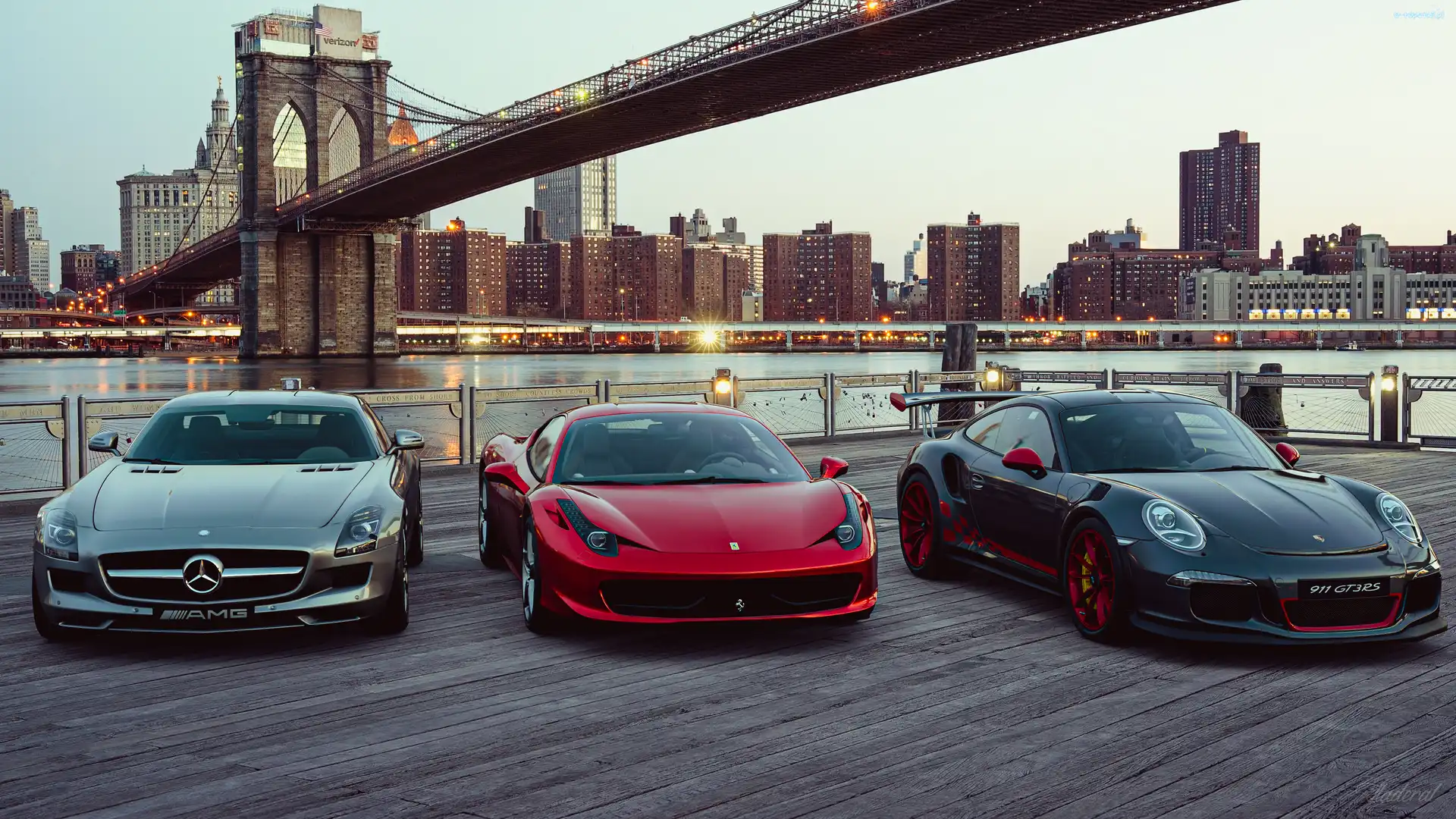 Porsche 911 GT3 RS, Trzy, Samochody, Most Brookliński, Nowy Jork, Ferrari, Mercedes-AMG SLS