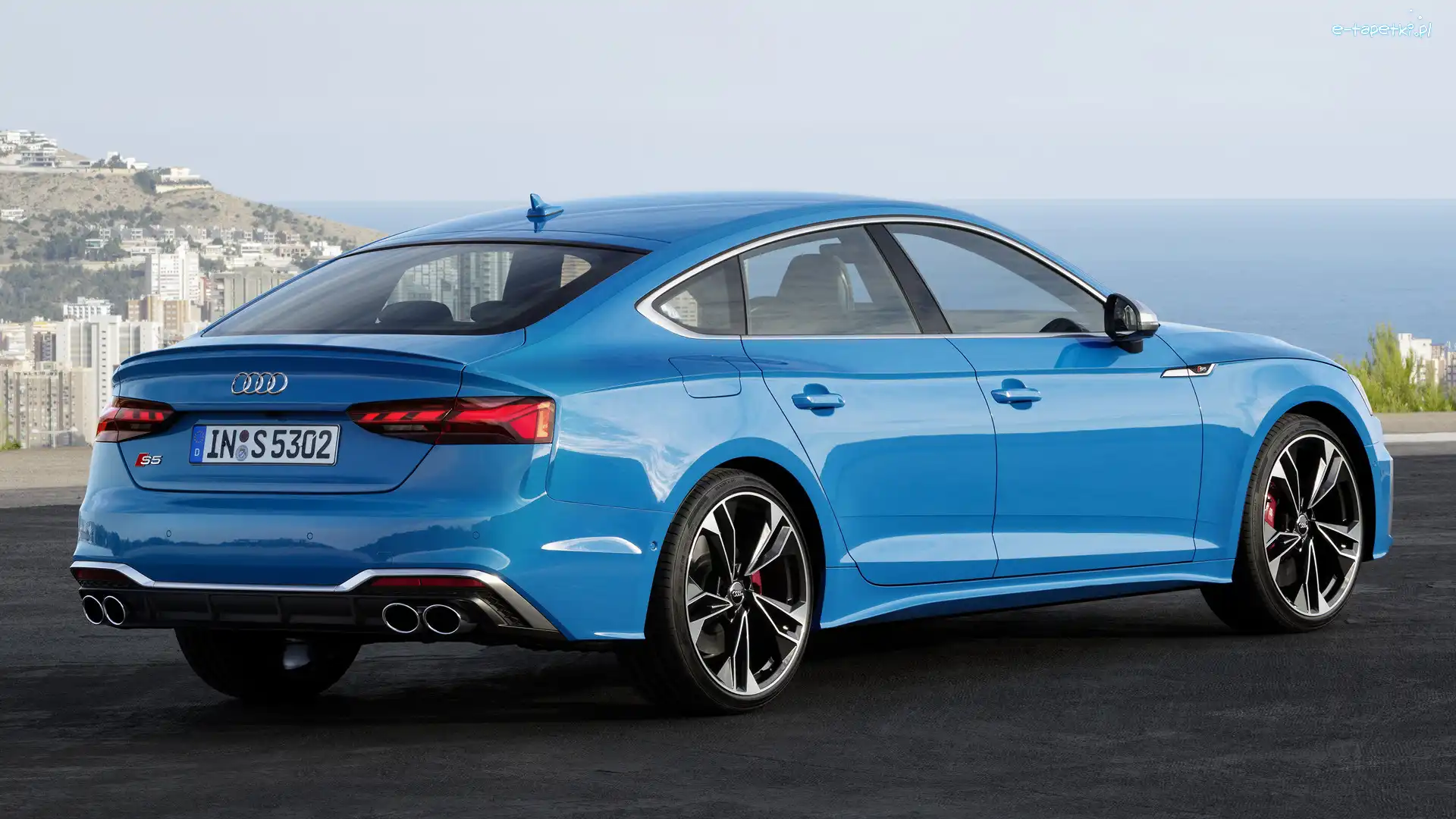 Audi S5 Sportback, Niebieskie