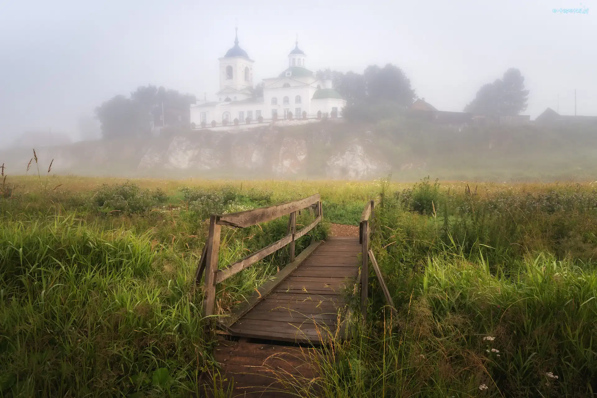Cerkiew, Mostek, Drzewa, Mgła, Trawa
