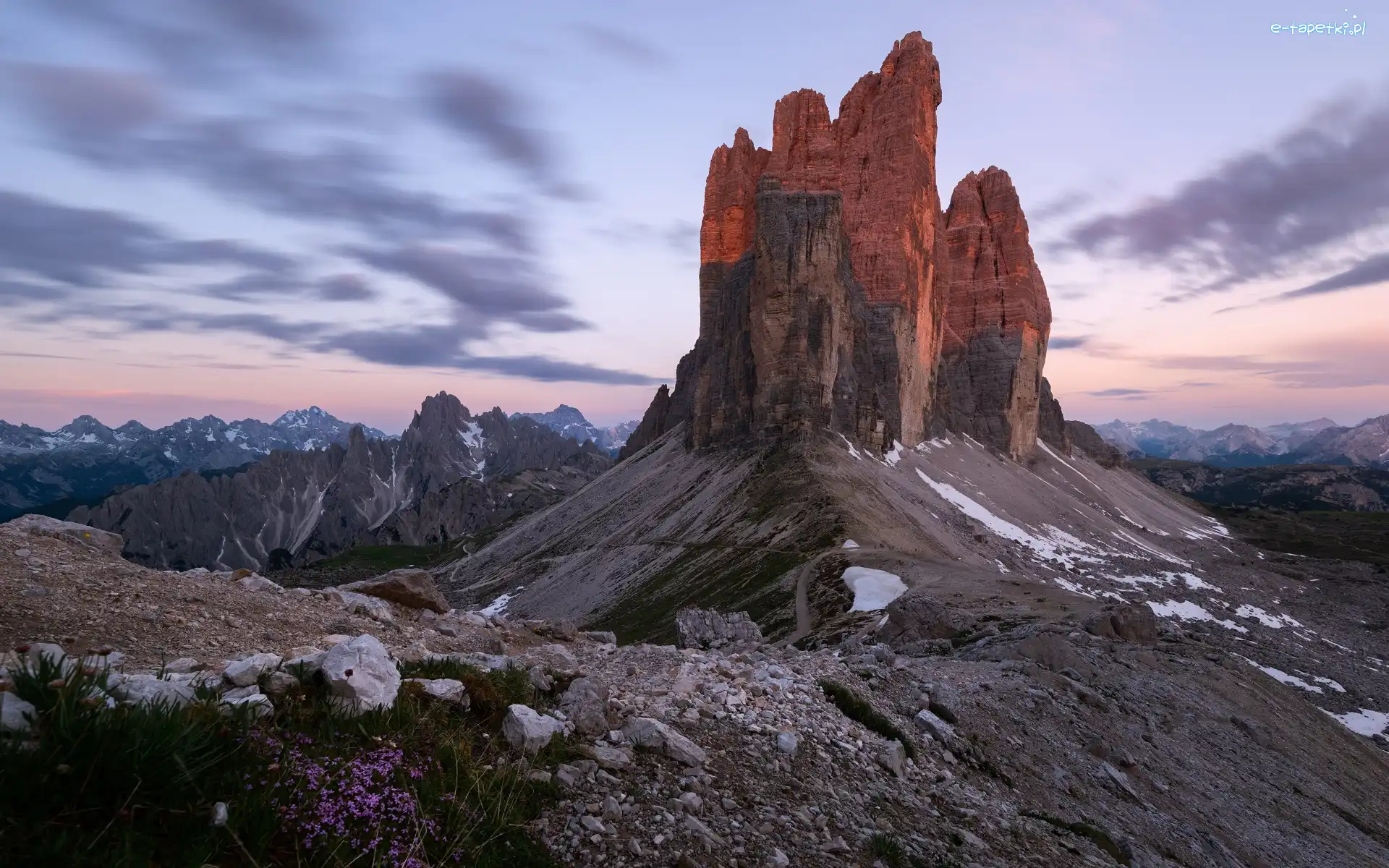 Zachód słońca, Masyw, Tre Cime di Lavaredo, Włochy, Góry, Dolomity