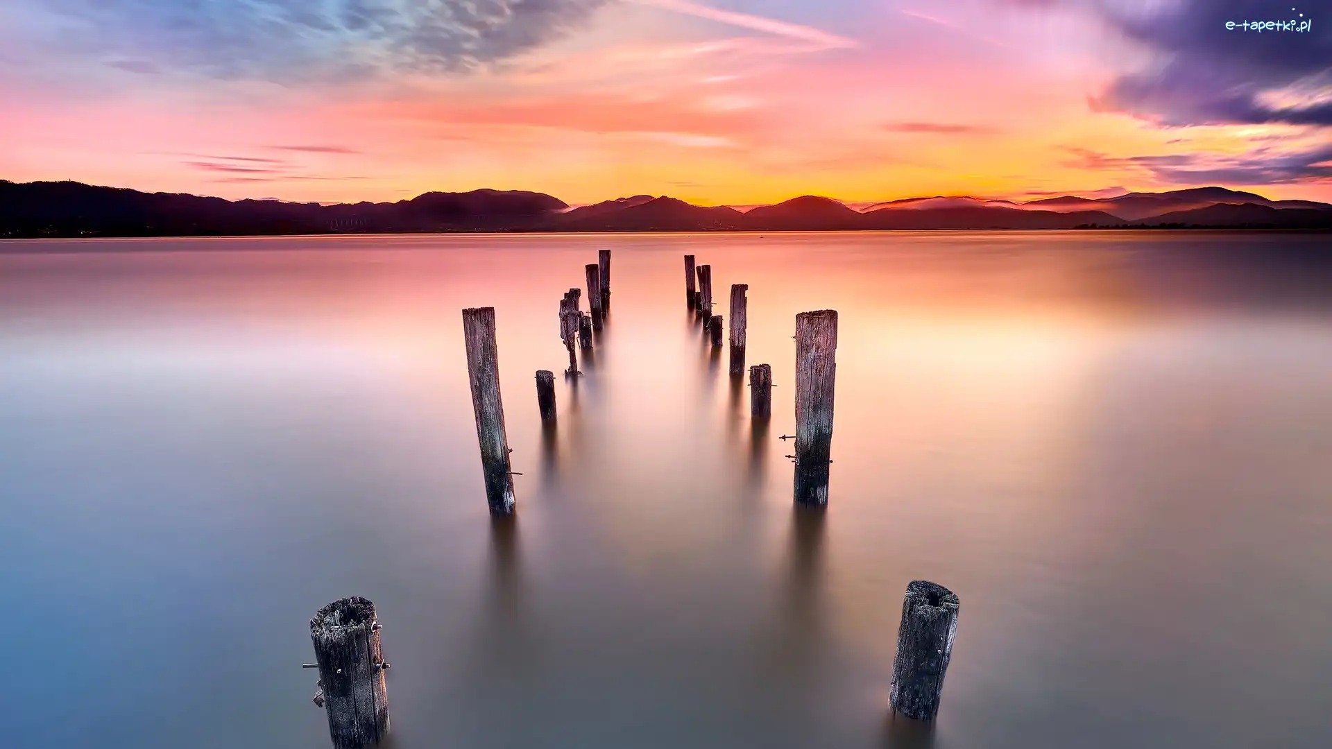 Włochy Jezioro, Pale, Jezioro, Wzgórza, Zachód słońca, Prowincja Lucca, Lake Massaciuccoli