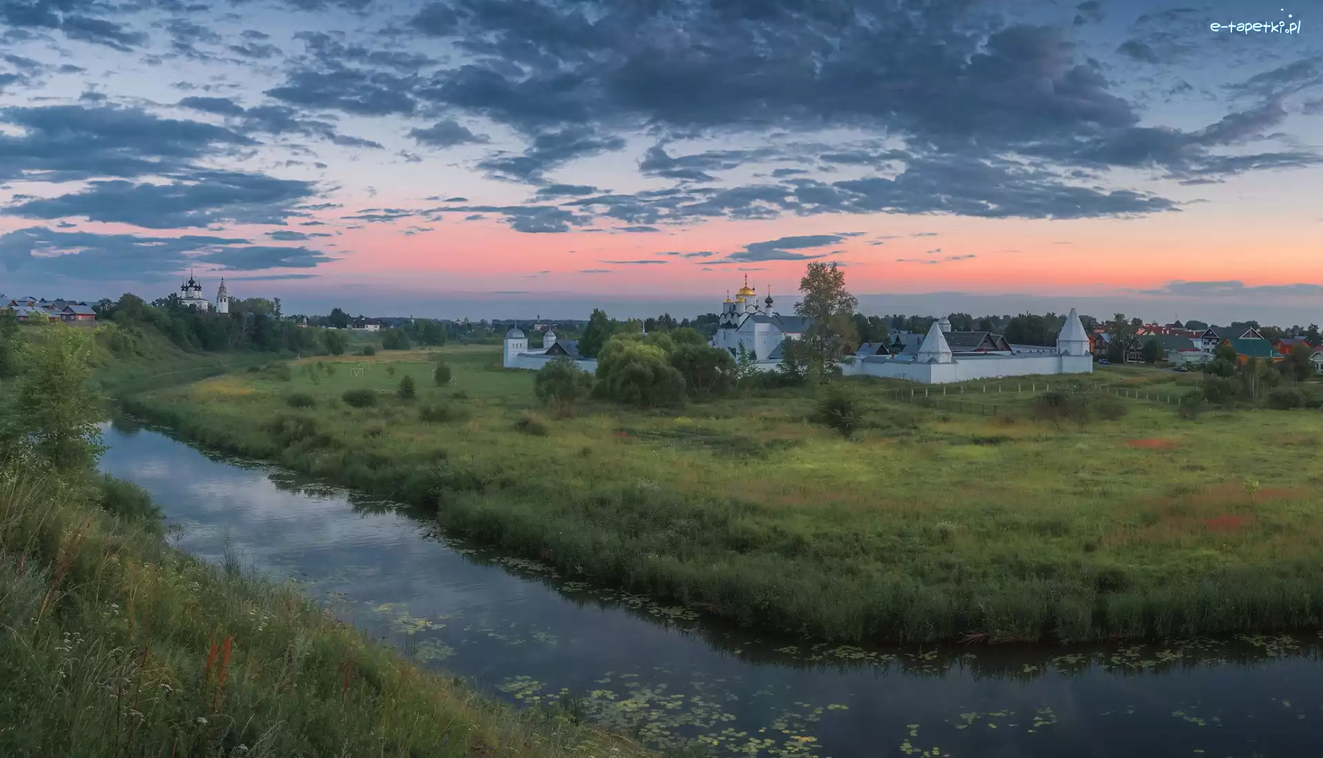 Rosja, Rzeka Kamienka, Cerkwie, Chmury, Świt, Obwód włodzimierski, Suzdal
