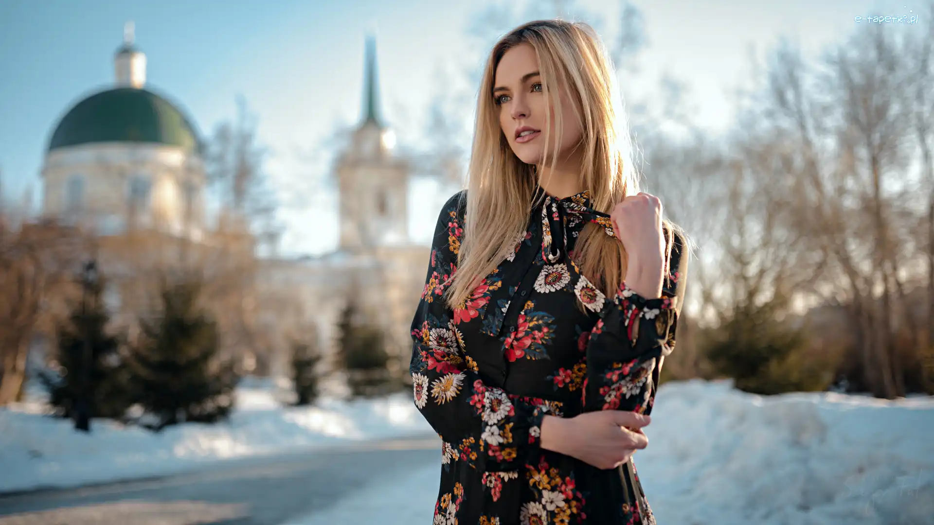 Kobieta, Sukienka, Kwiecista, Blondynka