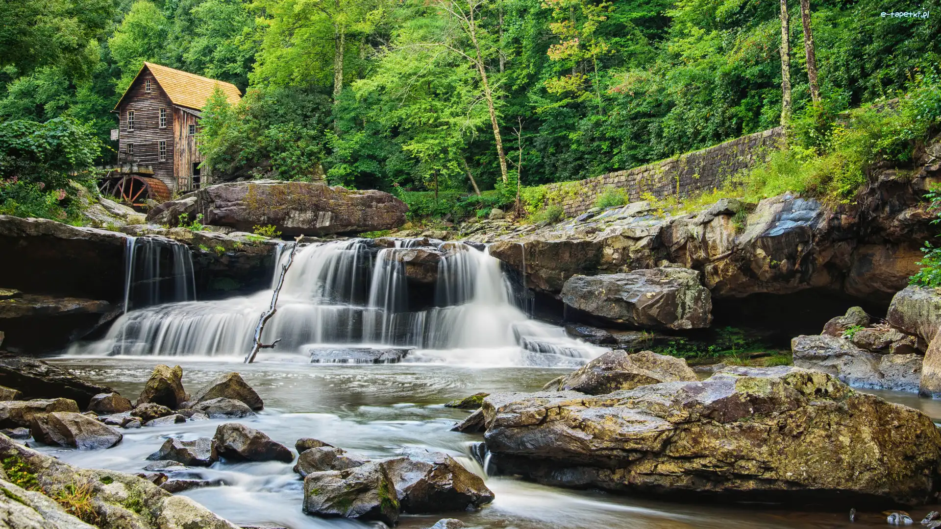 Rzeka New River Gorge, Glade Creek Grist Mill, Stany Zjednoczone, Wirginia Zachodnia, Drzewa, Skały, Park Babcock State, Młyn