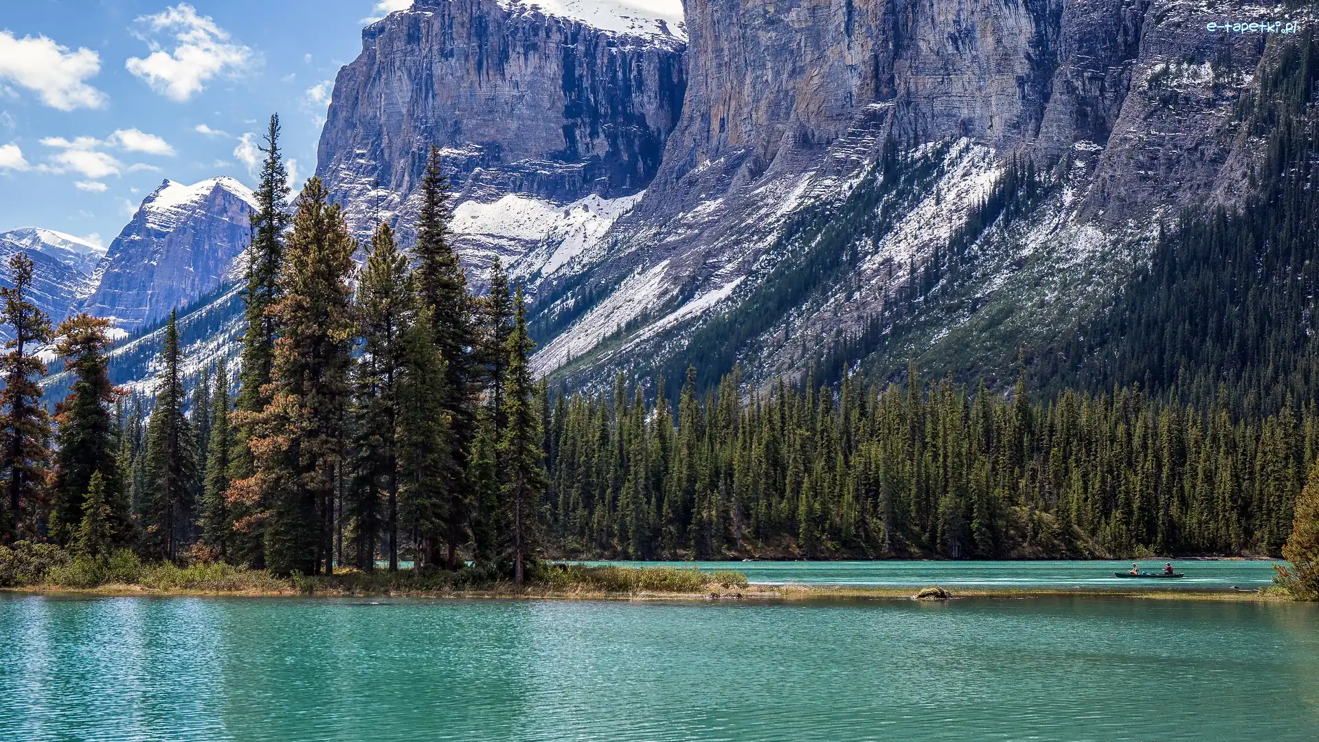 Kanada, Góry, Drzewa, Park Narodowy Jasper, Jezioro Maligne Lake, Prowincja Alberta, Lasy