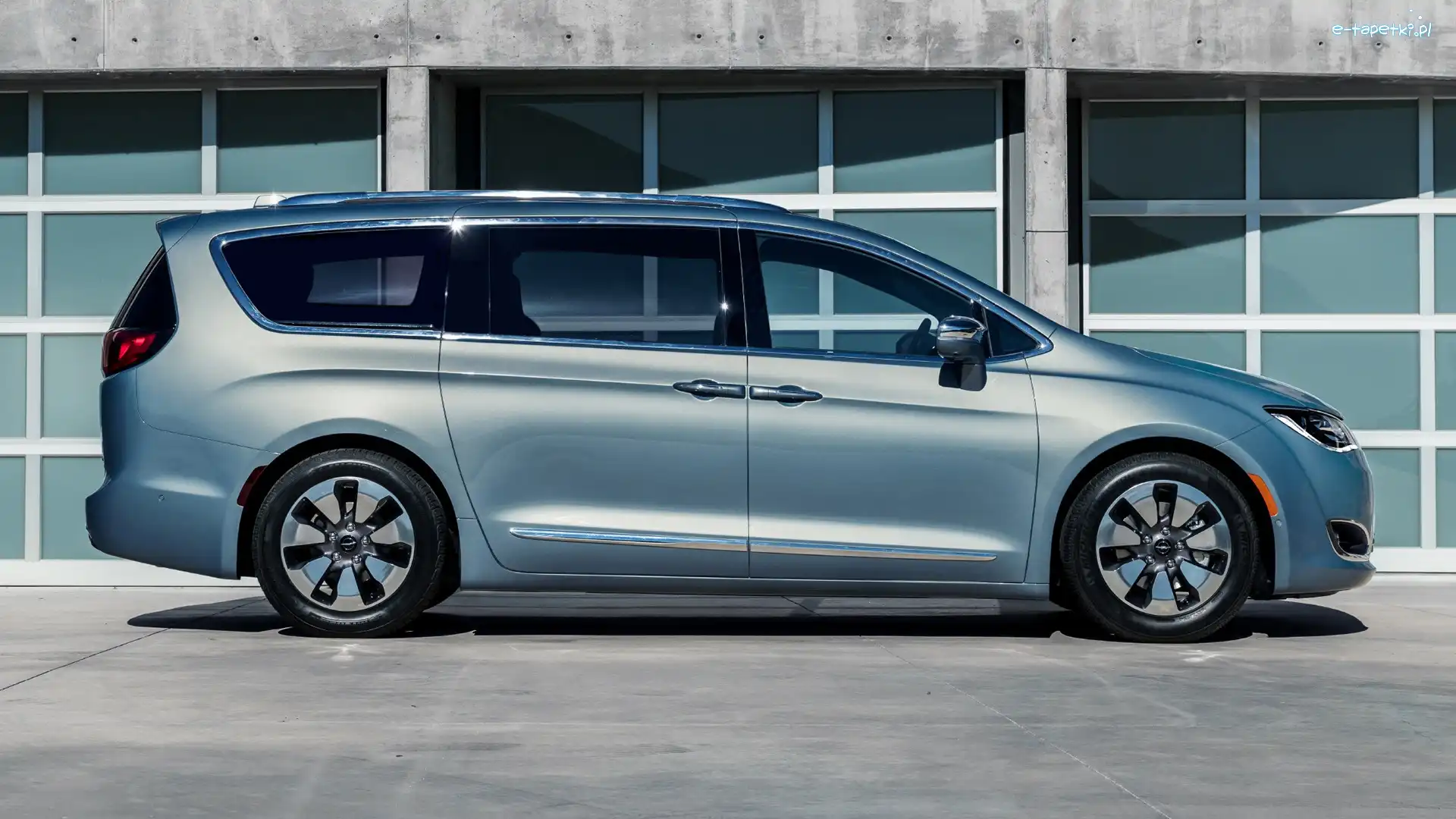 Bok, Chrysler Pacifica
