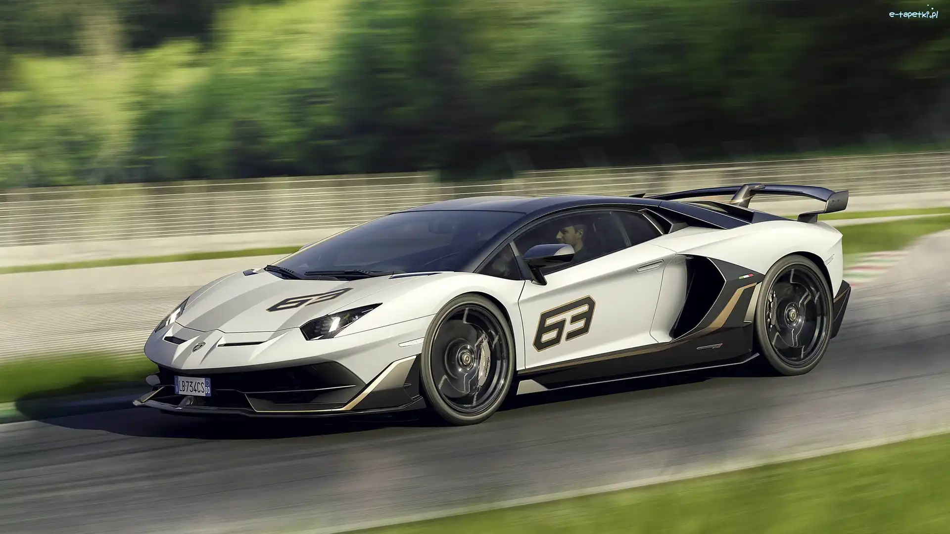 Droga, Lamborghini Aventador SVJ