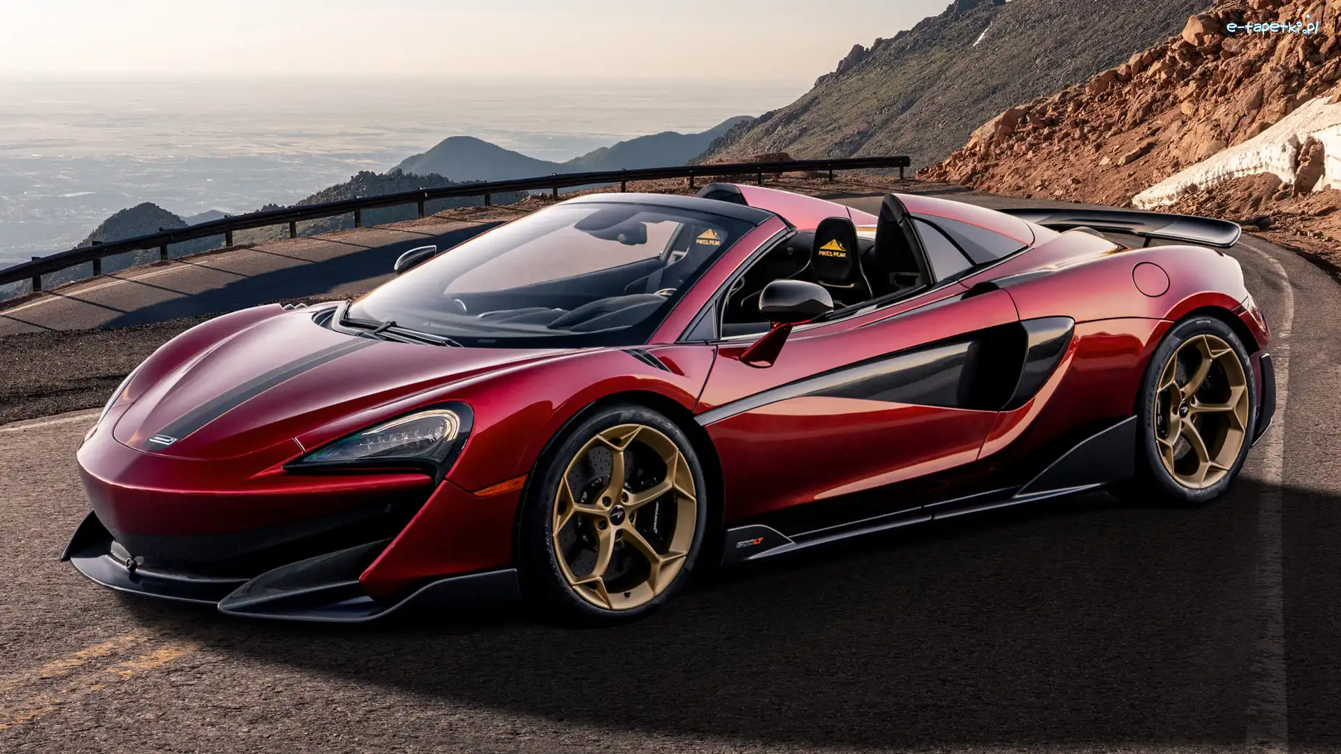 McLaren 600LT Spider, Czerwony