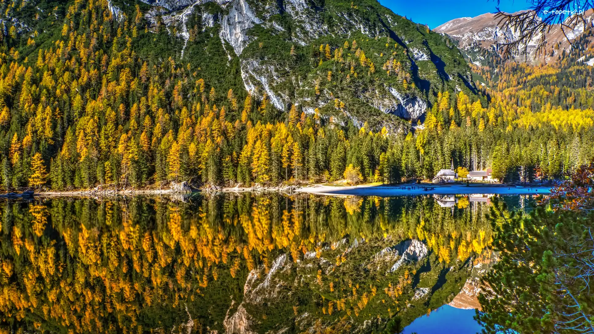 Kościół, Góry, Las, Odbicie, Jezioro Braies - Pragser Wildsee, Włochy