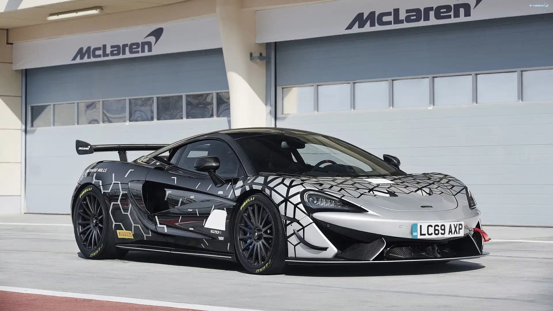 Przód, McLaren 620R