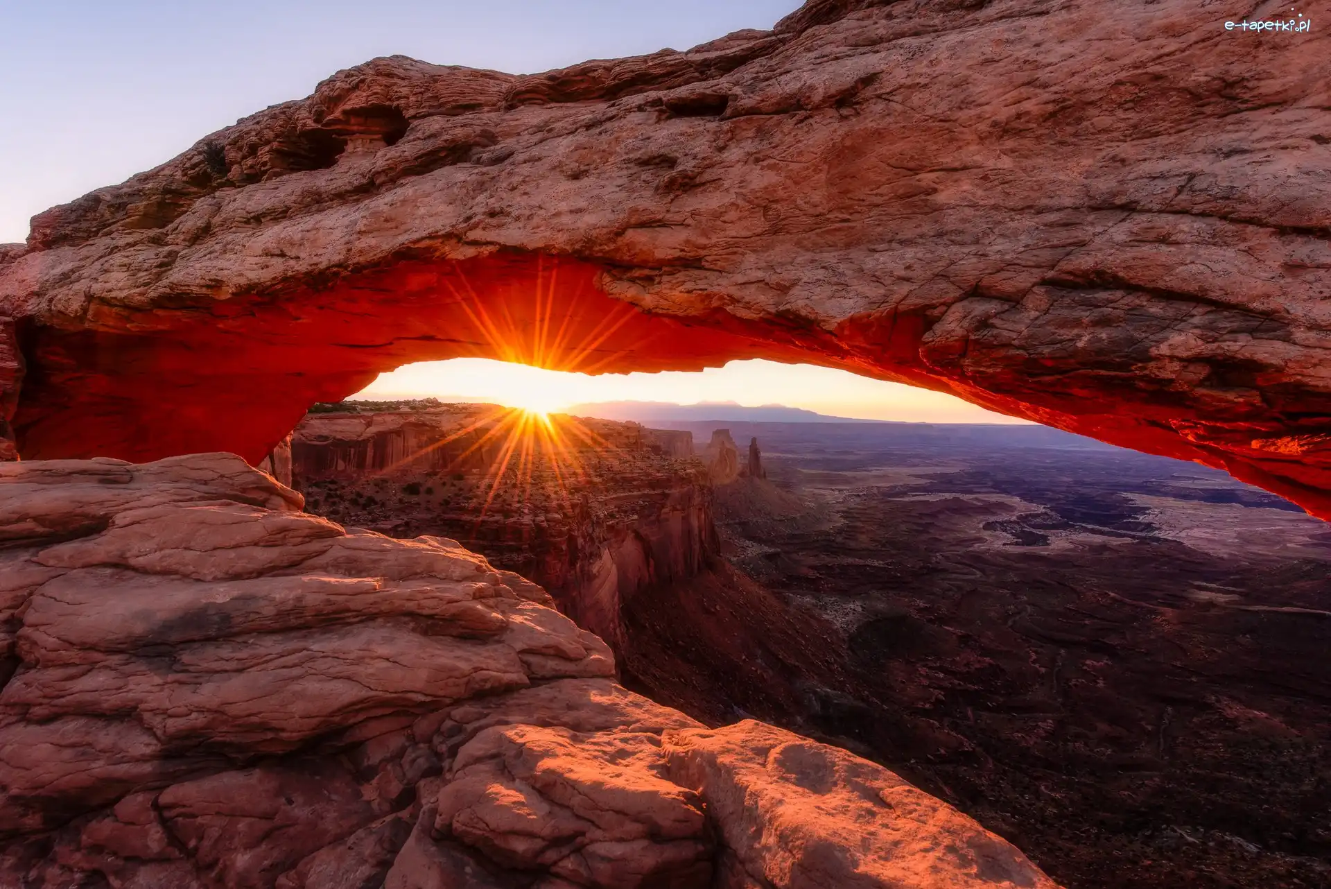 Stany Zjednoczone, Skały, Łuk skalny, Kanion, Park Narodowy Canyonlands, Utah, Promienie słońca