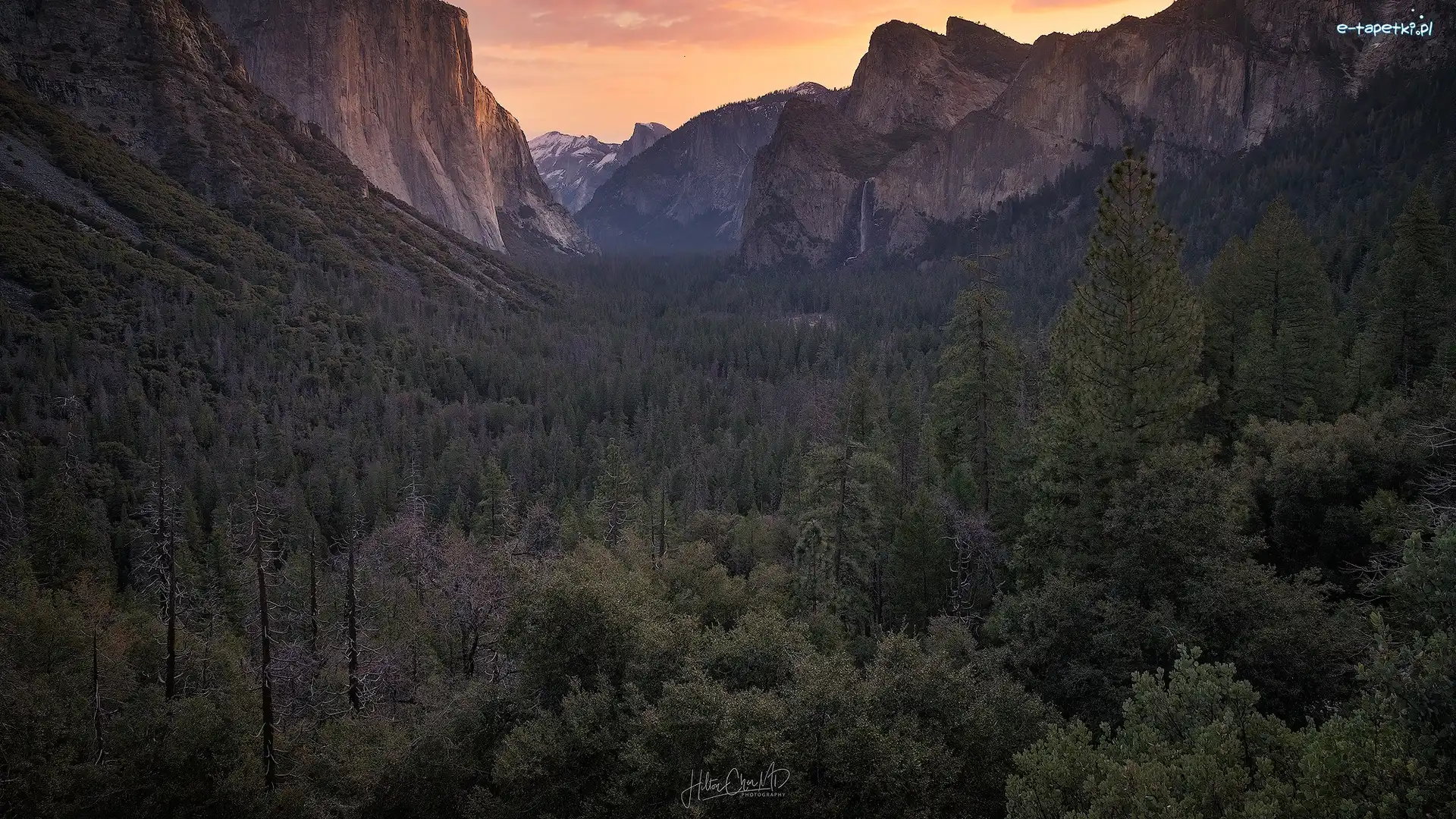 Bridalveil Falls, Park Narodowy Yosemite, Stany Zjednoczone, Wodospad, Drzewa, Lasy, Góry, Wschód słońca, Dolina Yosemite Valley, Kalifornia