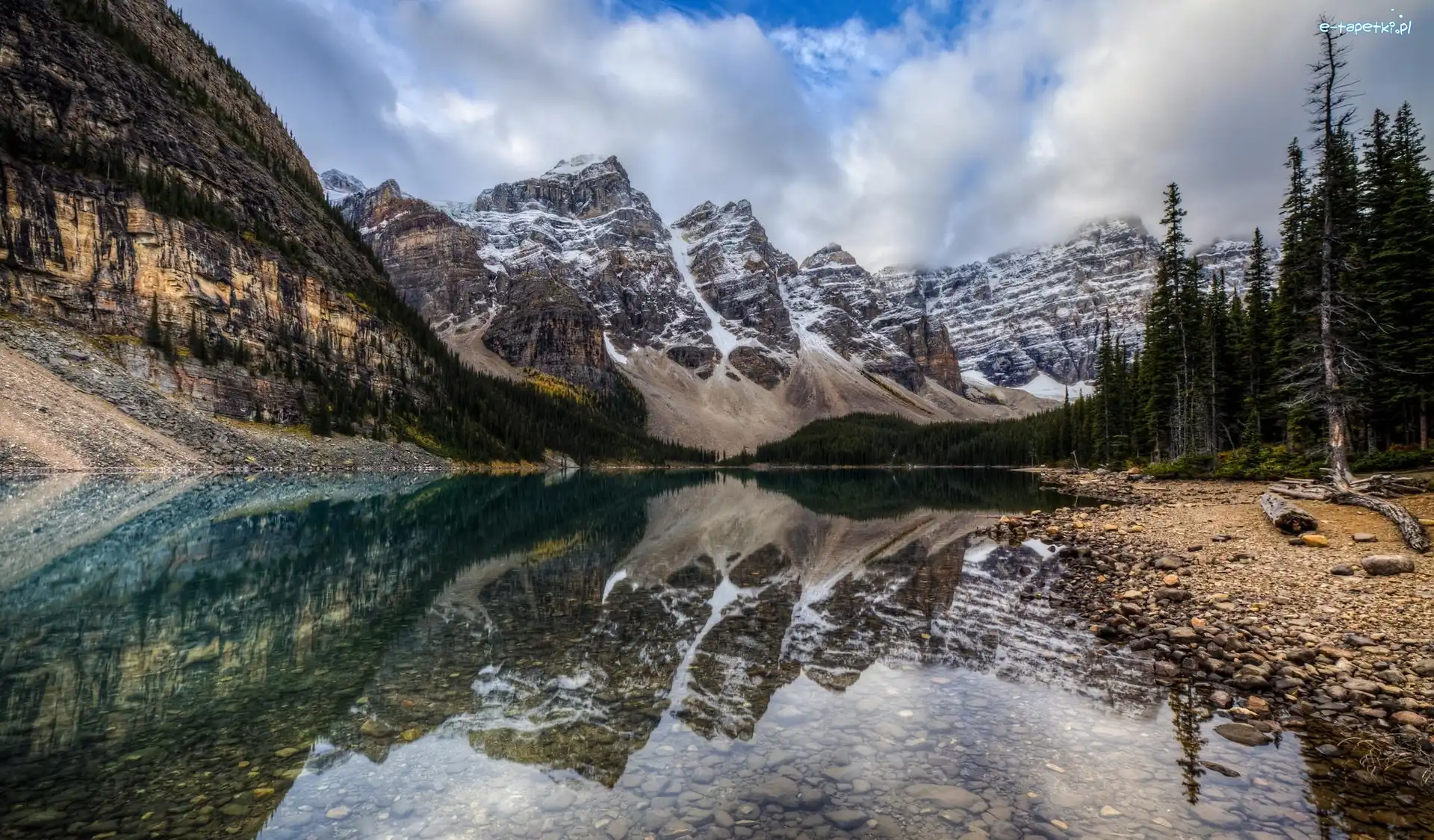 Kanada, Dolina Dziesięciu Szczytów, Jezioro Moraine, Góry, Park Narodowy Banff, Prowincja Alberta, Drzewa