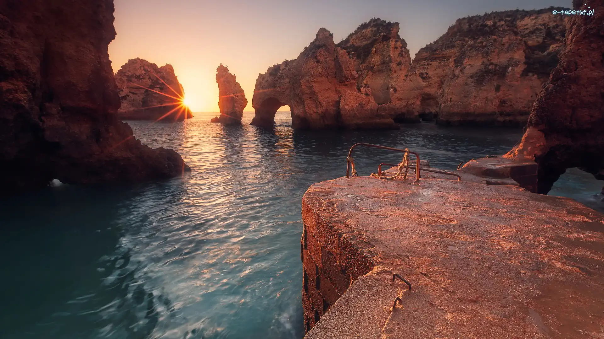 Morze, Promienie słońca, Skały, Portugalia, Cypel Ponta da Piedade