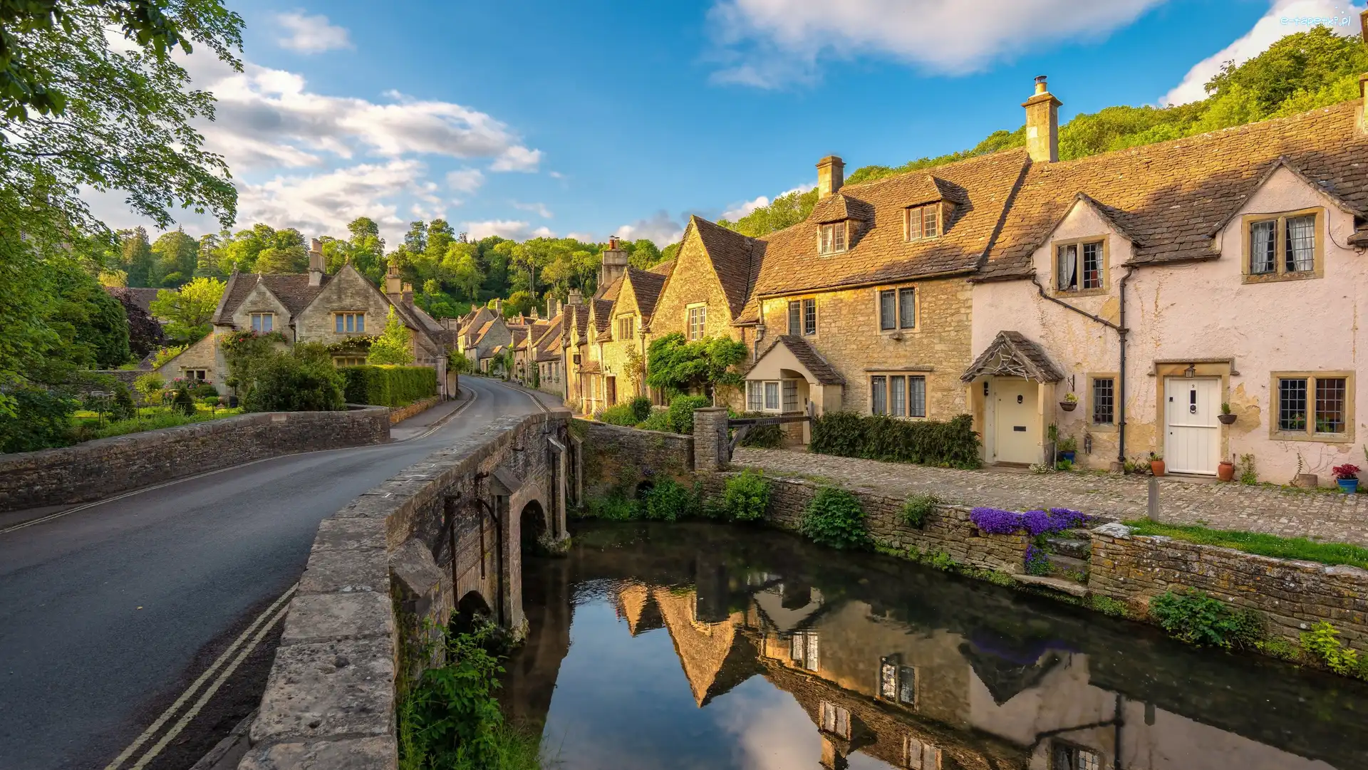 Rzeka, Droga, Anglia, Hrabstwo Wiltshire, Mostek, Wieś, Castle Combe, Domy