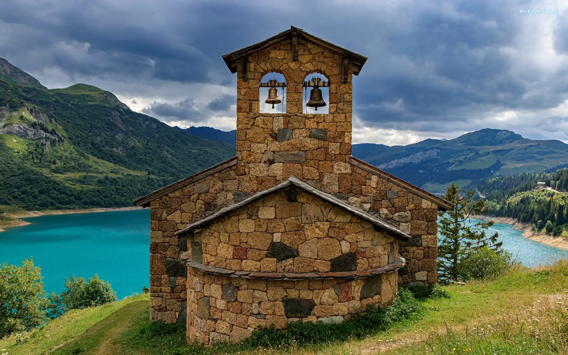 Dzwony, Chapelle de Roselend, Francja, Beaufort, Dzwonnica, Góry, Jezioro Roseland, Kaplica