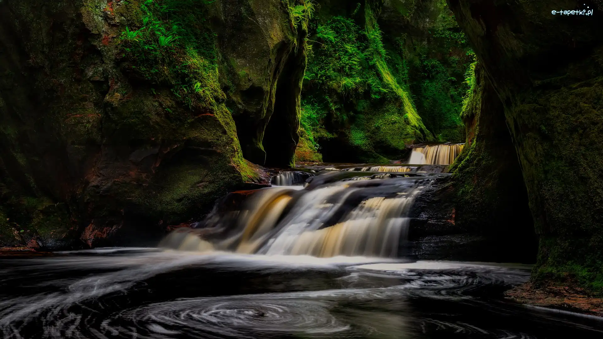 Szkocja, Finnich Glen, Wąwóz, Rzeka Carnock Burn, Skały