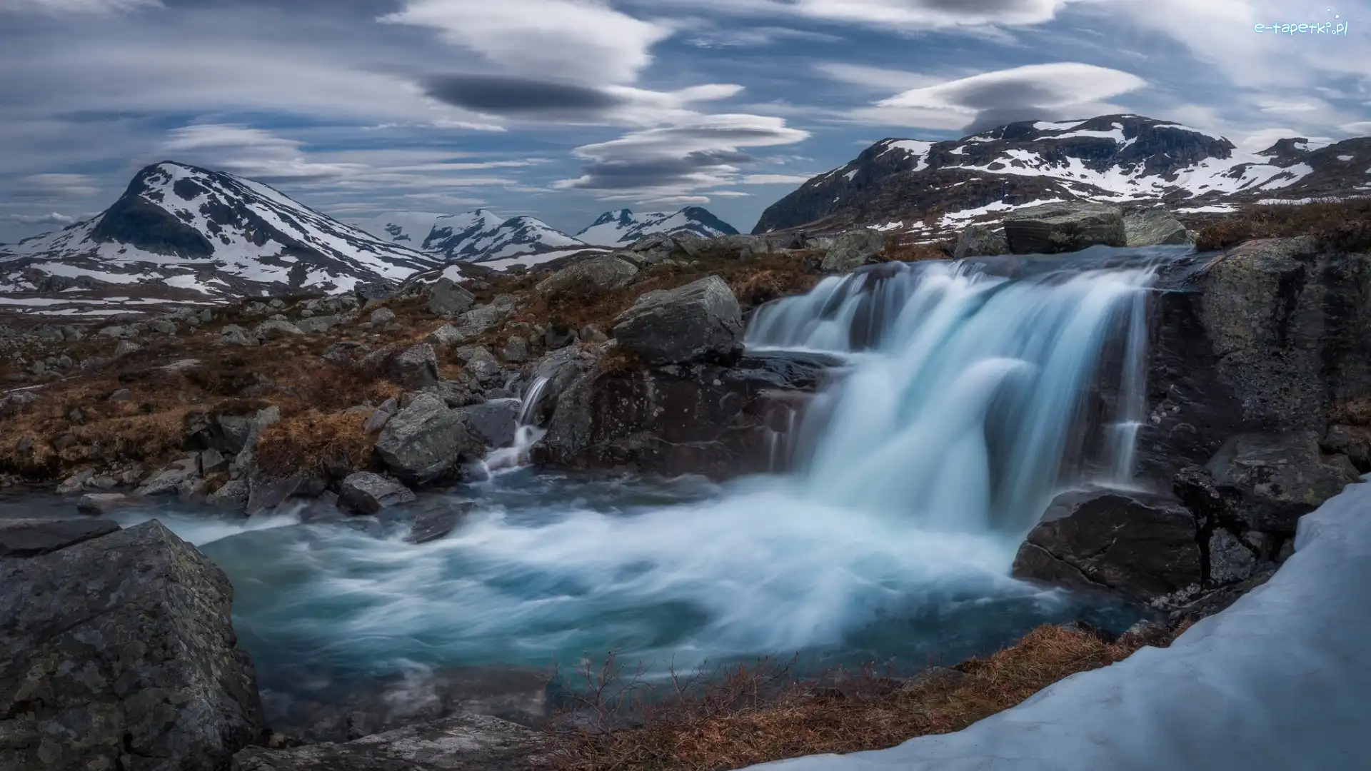 Norwegia, Wodospad, Góry Jotunheimen, Chmury, Skały