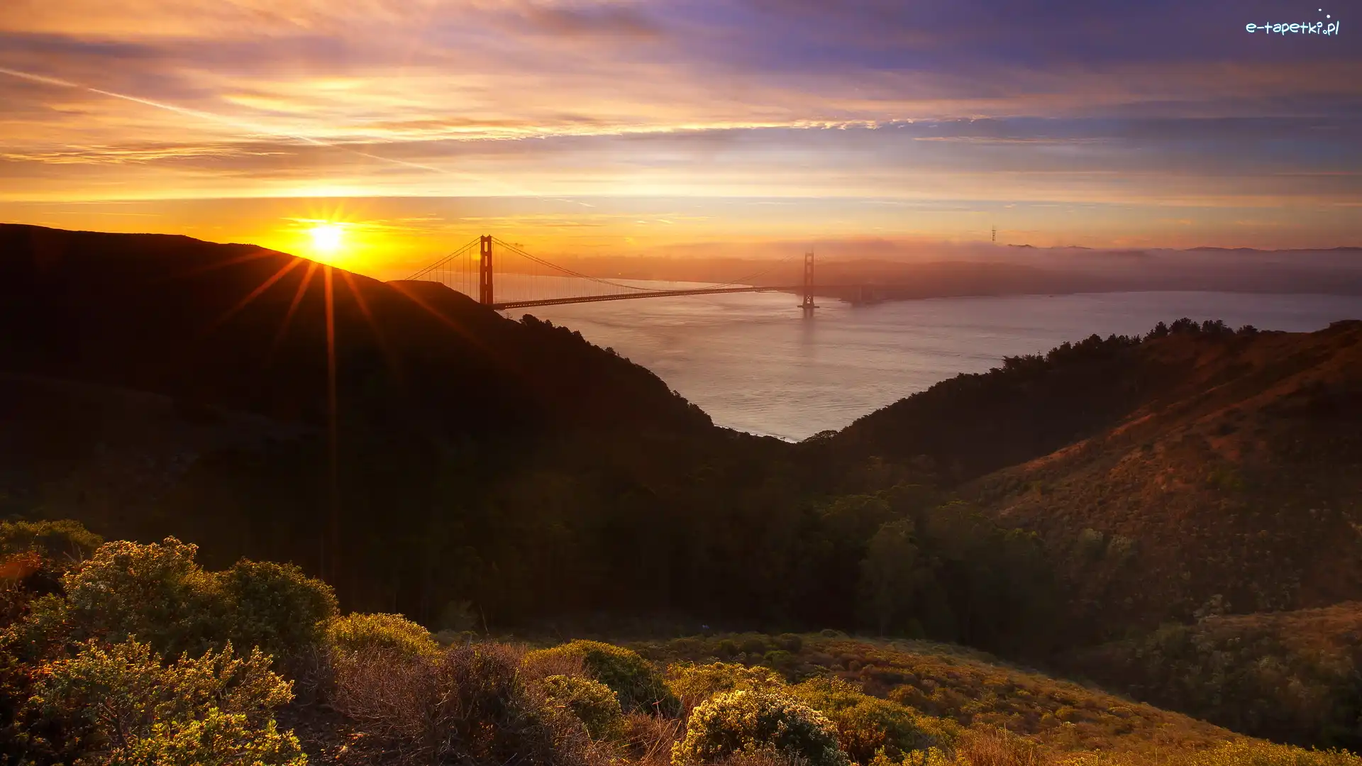 Wzgórze Hawk Hill, Chmury, Stany Zjednoczone, Stan Kalifornia, Promienie słońca, Cieśnina Golden Gate, Most Golden Gate, Wschód słońca
