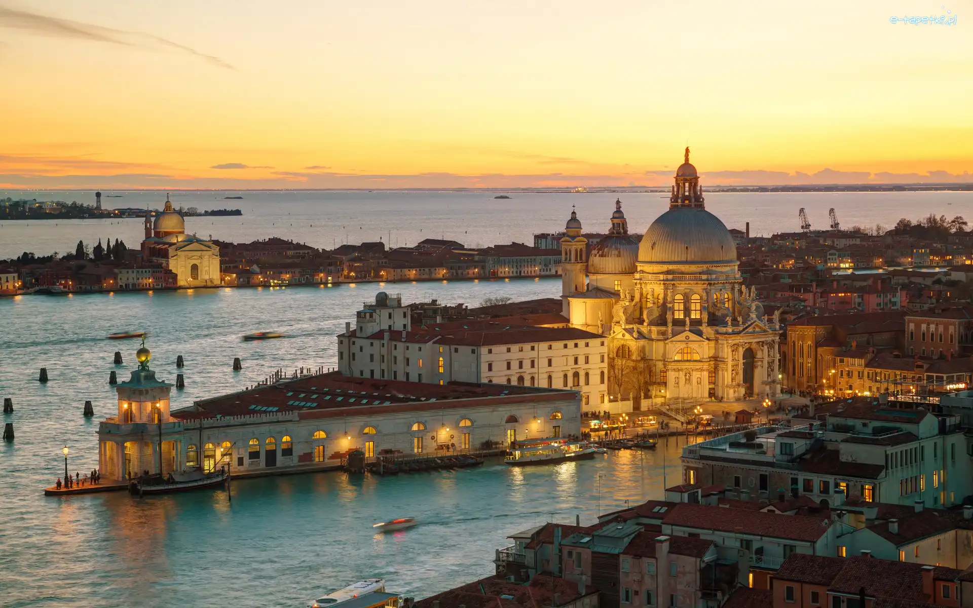 Bazylika Santa Maria della Salute, Kanał, Canal Grande, Zachód słońca, Wenecja, Włochy