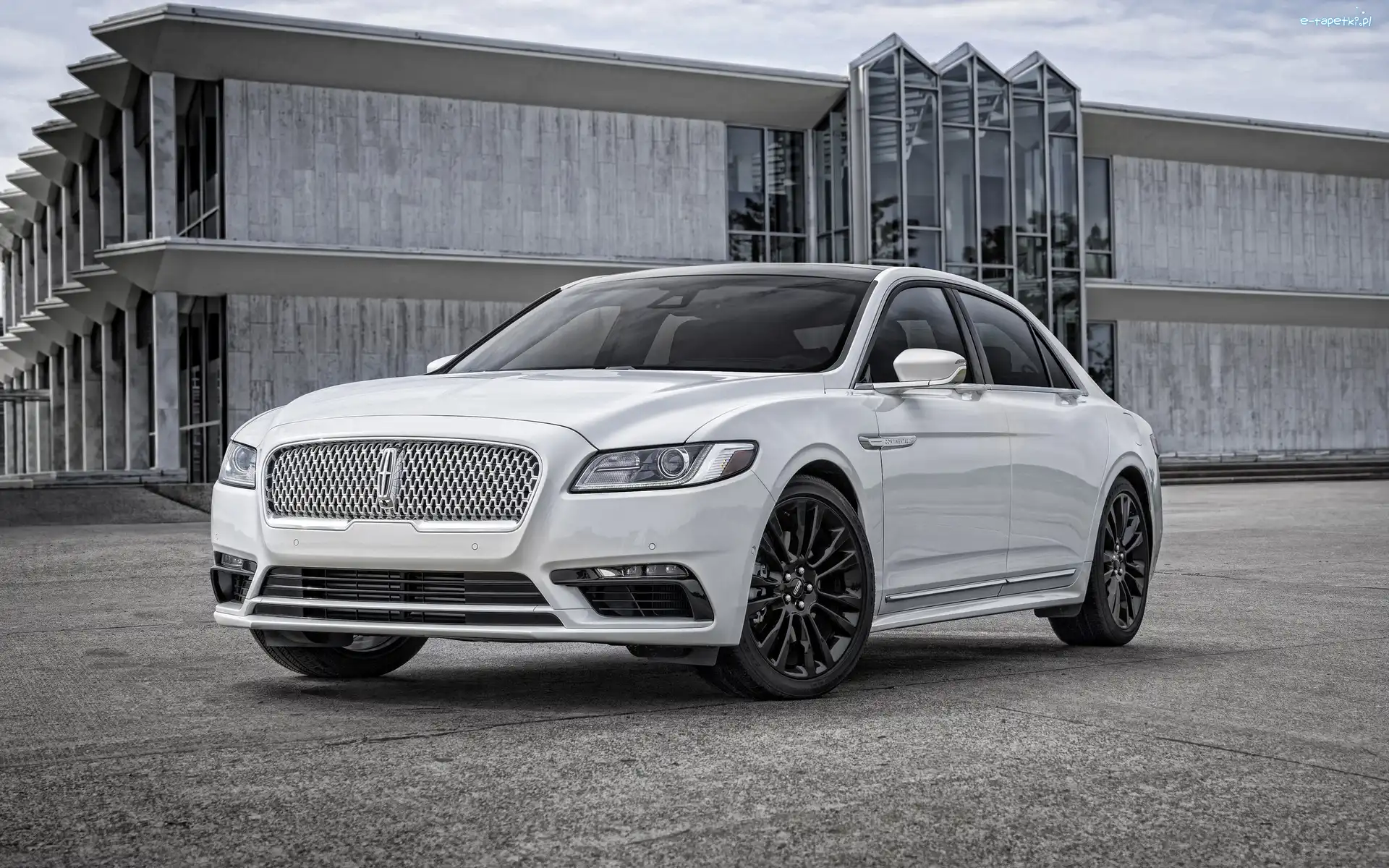 Lincoln Continental, Budynek, 2020, Biały