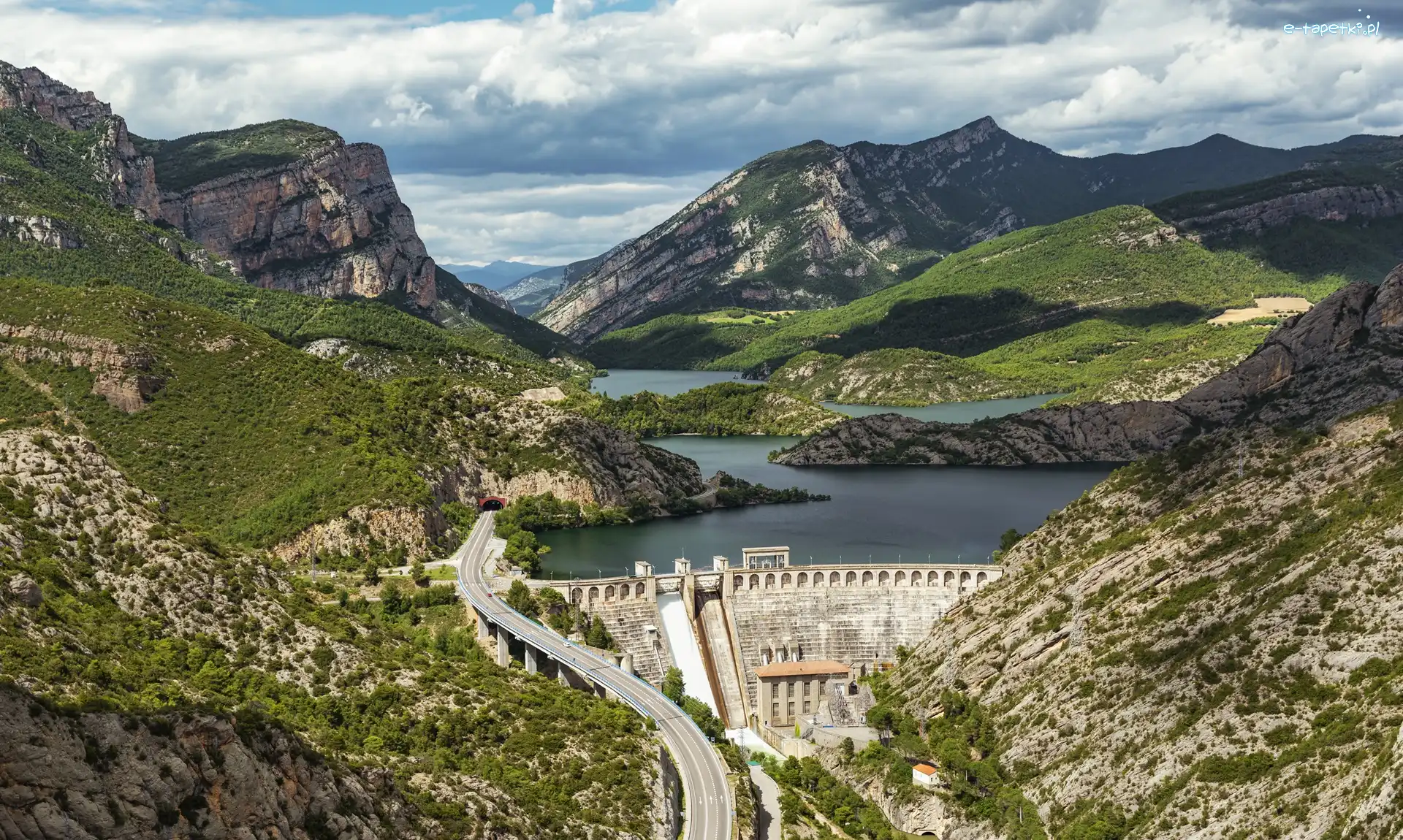 Zbiornik, Jeziora, Hiszpania, Zapora, Chmury, Prowincja Lleida, Tama, Zapora, Katalonia, Embalse de Oliana, Most, Drzewa, Góry