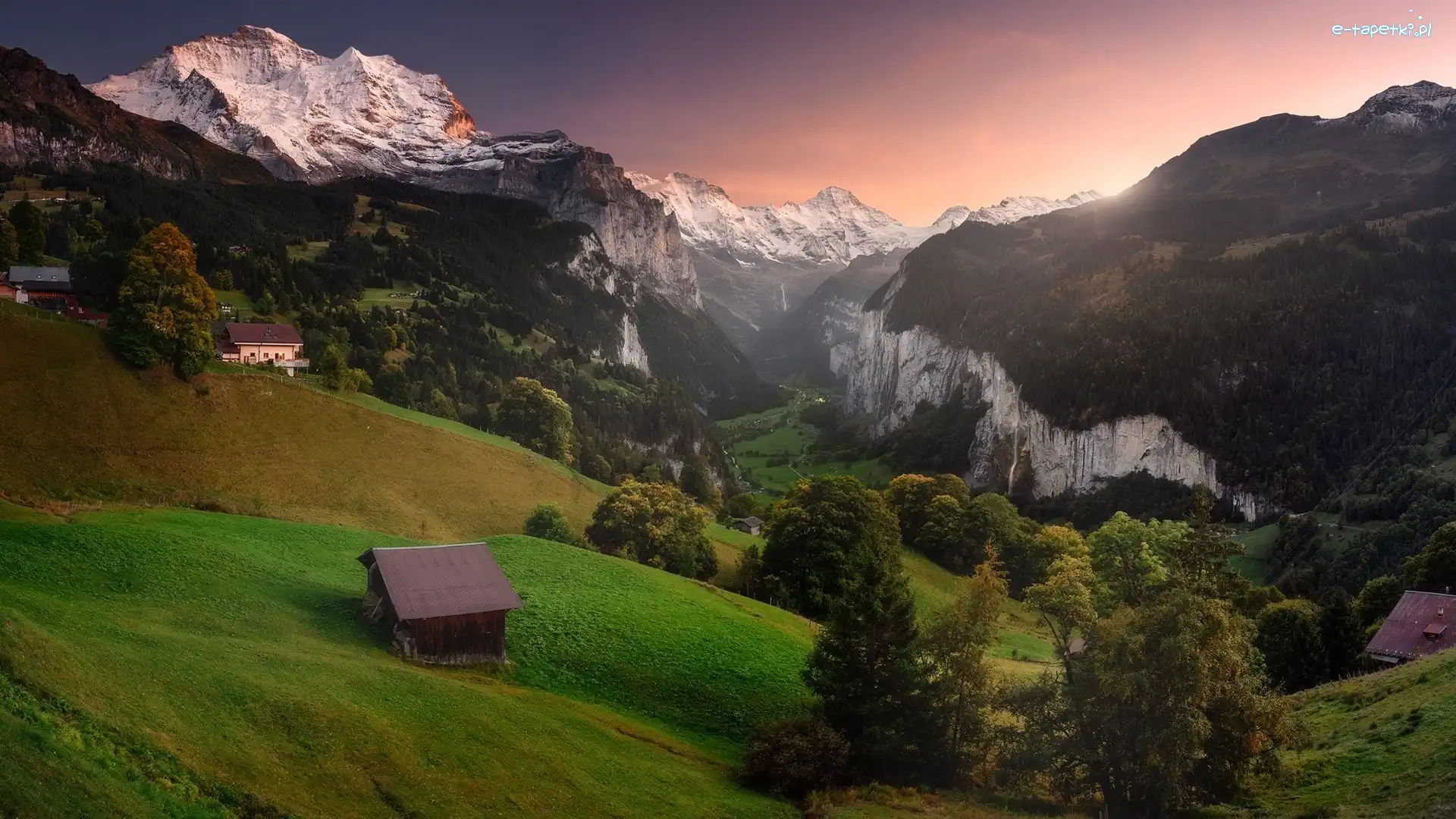 Wengen, Alpy Berneńskie, Szwajcaria, Wschód słońca, Drzewa, Lasy, Domy, Góry, Dolina Lauterbrunnental, Kanton Berno