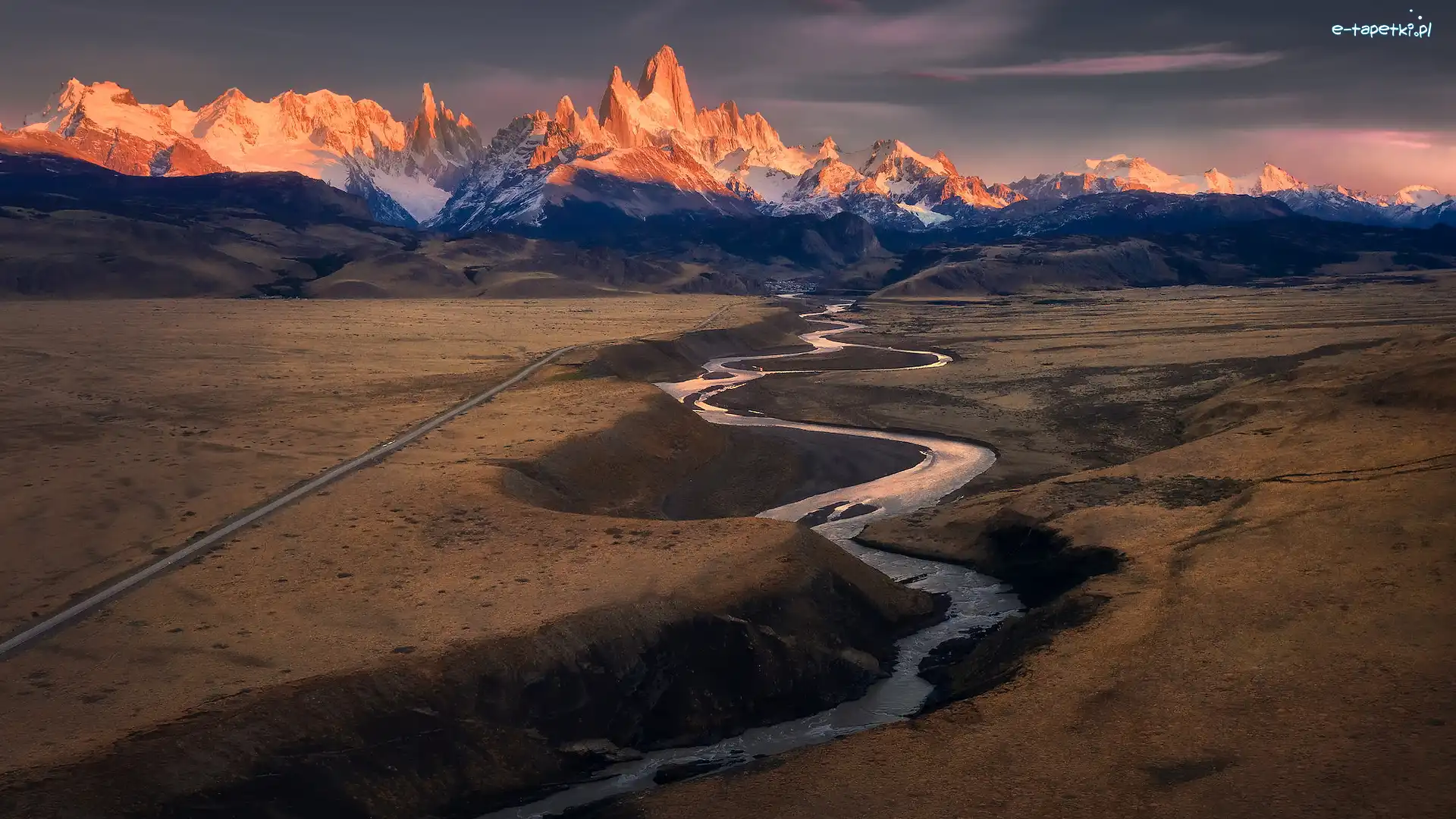 Szczyt Fitz Roy, Góry, Argentyna, Patagonia, Andy, Rzeka, Rio de las Vueltas, Ośnieżone