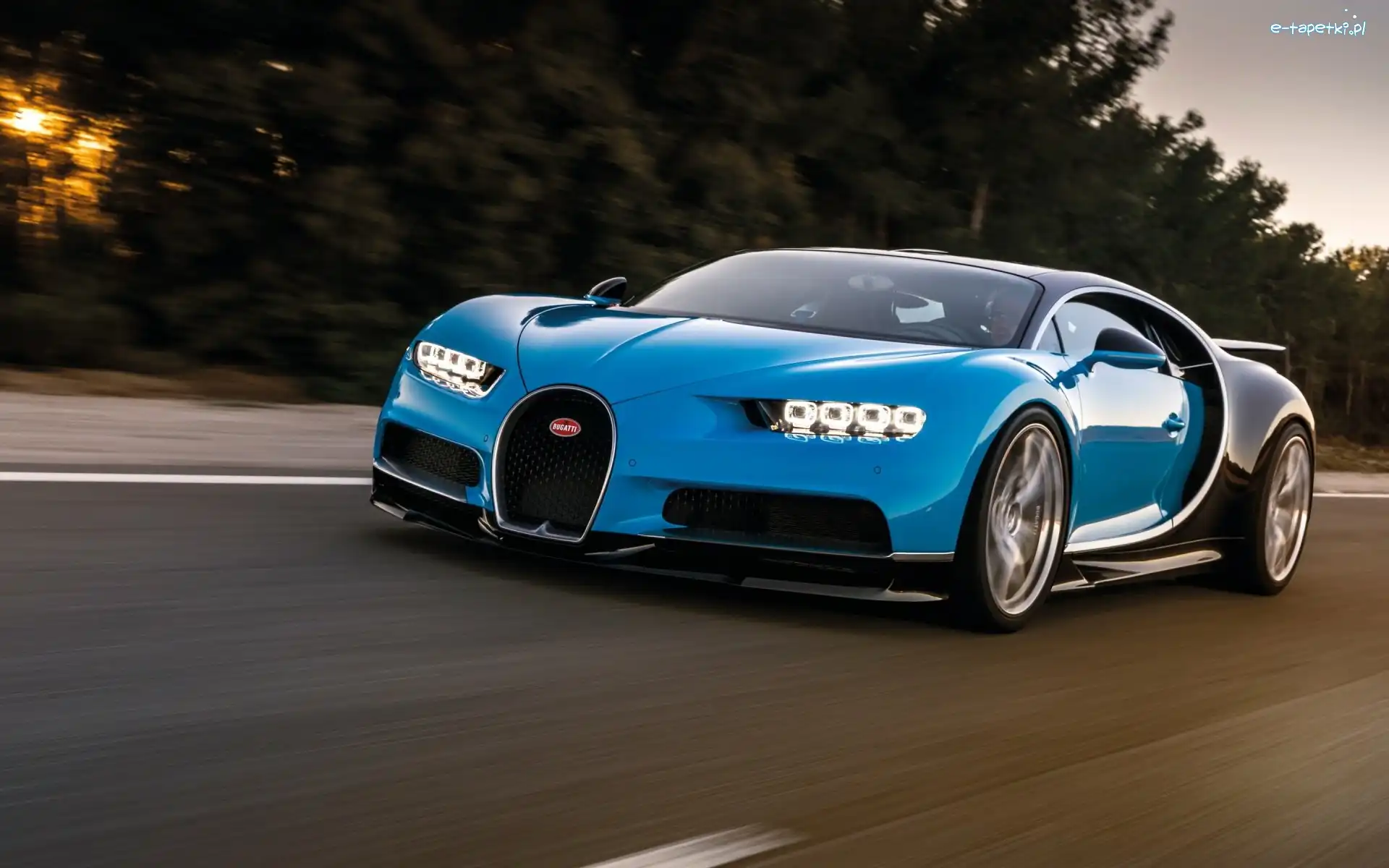 Przód, Bugatti Chiron, Niebieski