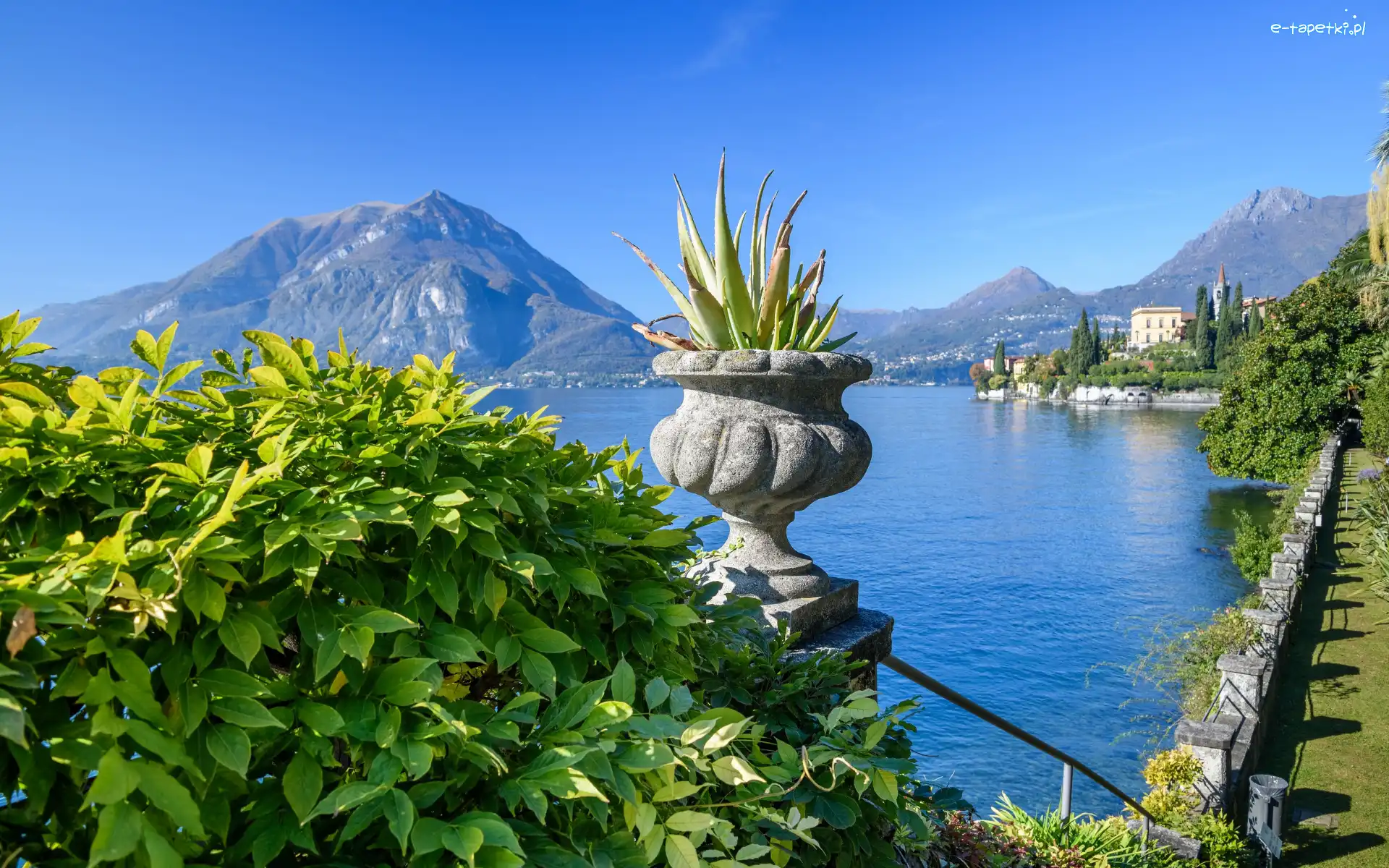 Varenna, Jezioro, Rośliny, Donica, Lago di Como, Góry, Alpy, Włochy