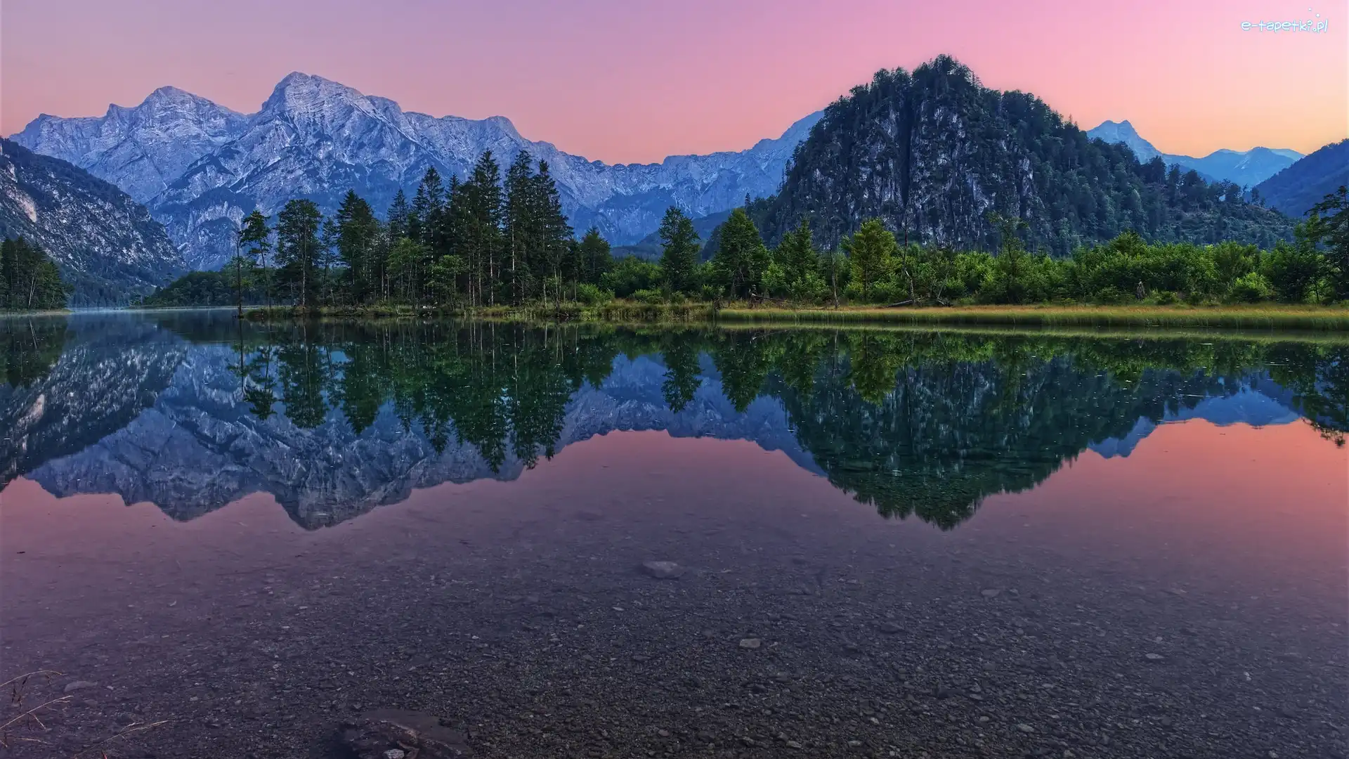 Dolina Almtal, Góry, Austria, Mgła, Alpy, Jezioro Almsee, Drzewa, Zachód słońca
