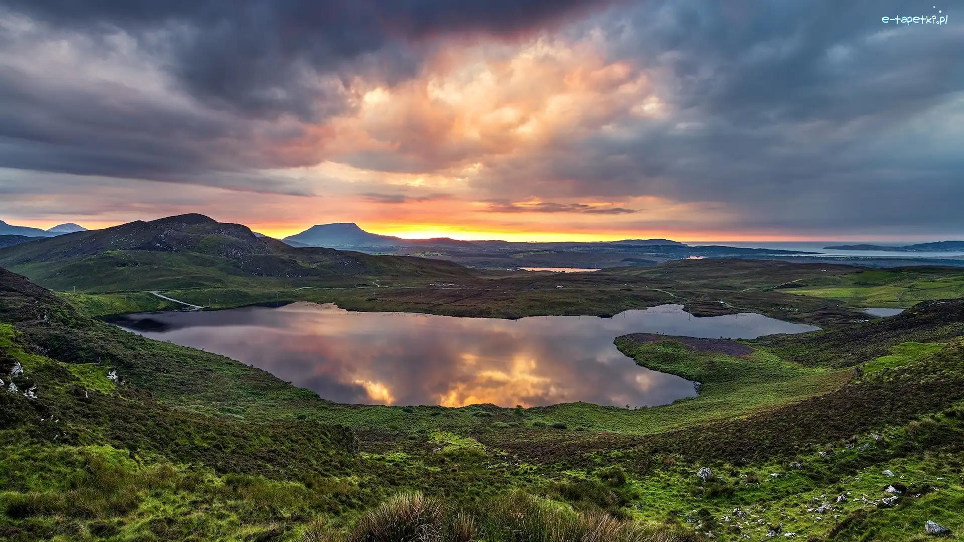 Chmury, Góry Derryveagh, Jezioro, Hrabstwo Donegal, Irlandia, Odbicie, Greenan Lough