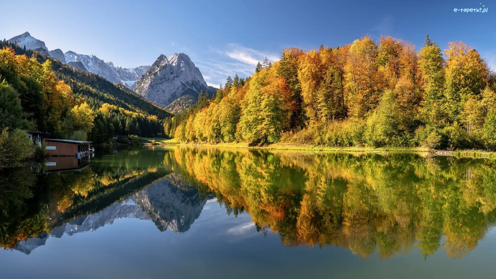 Drzewa, Góry, Odbicie, Szczyt Zugspitze, Niemcy, Jezioro, Szopa, Bawaria, Riessersee, Alpy Bawarskie, Jesień