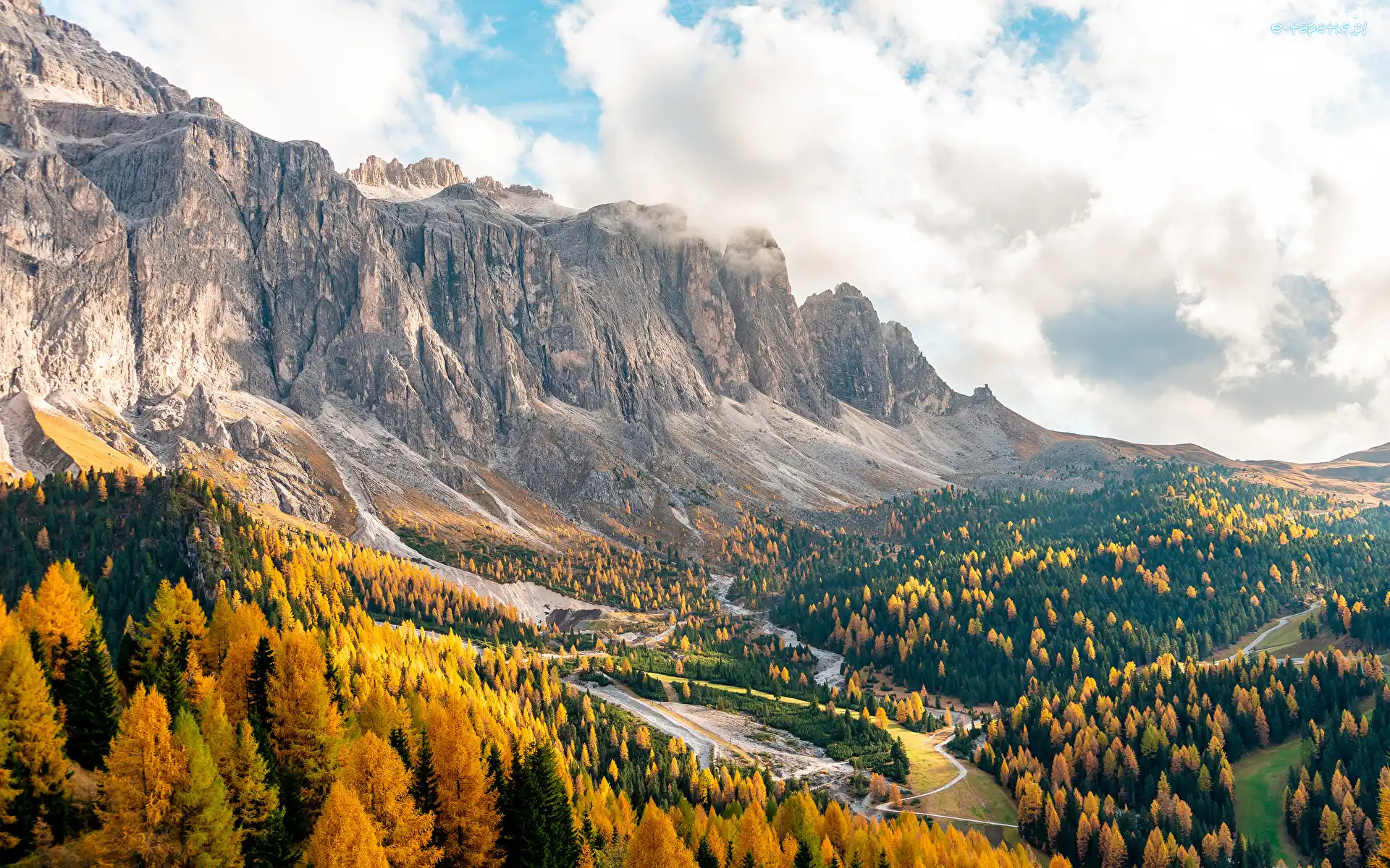 Lasy, Dolomity, Góry, Drogi, Passo Gardena, Południowy Tyrol, Alpy, Przełęcz, Drzewa, Włochy, Kolorowe, Jesień