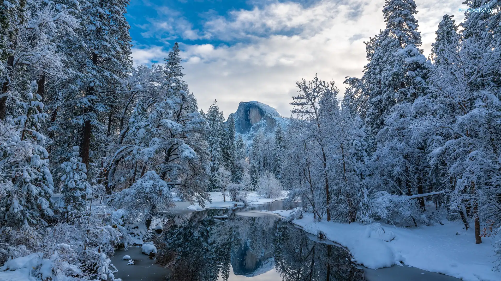 Zima, Stan Kalifornia, Chmury, Drzewa, Park Narodowy Yosemite, Góry, Rzeka Merced, Stany Zjednoczone