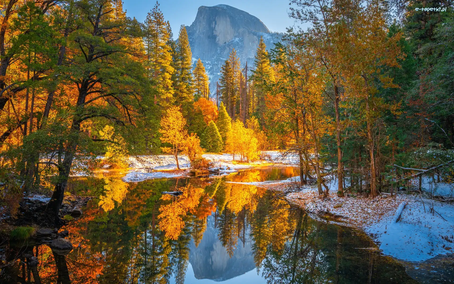 Śnieg, Góra, Kalifornia, Drzewa, Rzeka, Merced River, Jesień, Park Narodowy Yosemite, Half Dome, Stany Zjednoczone
