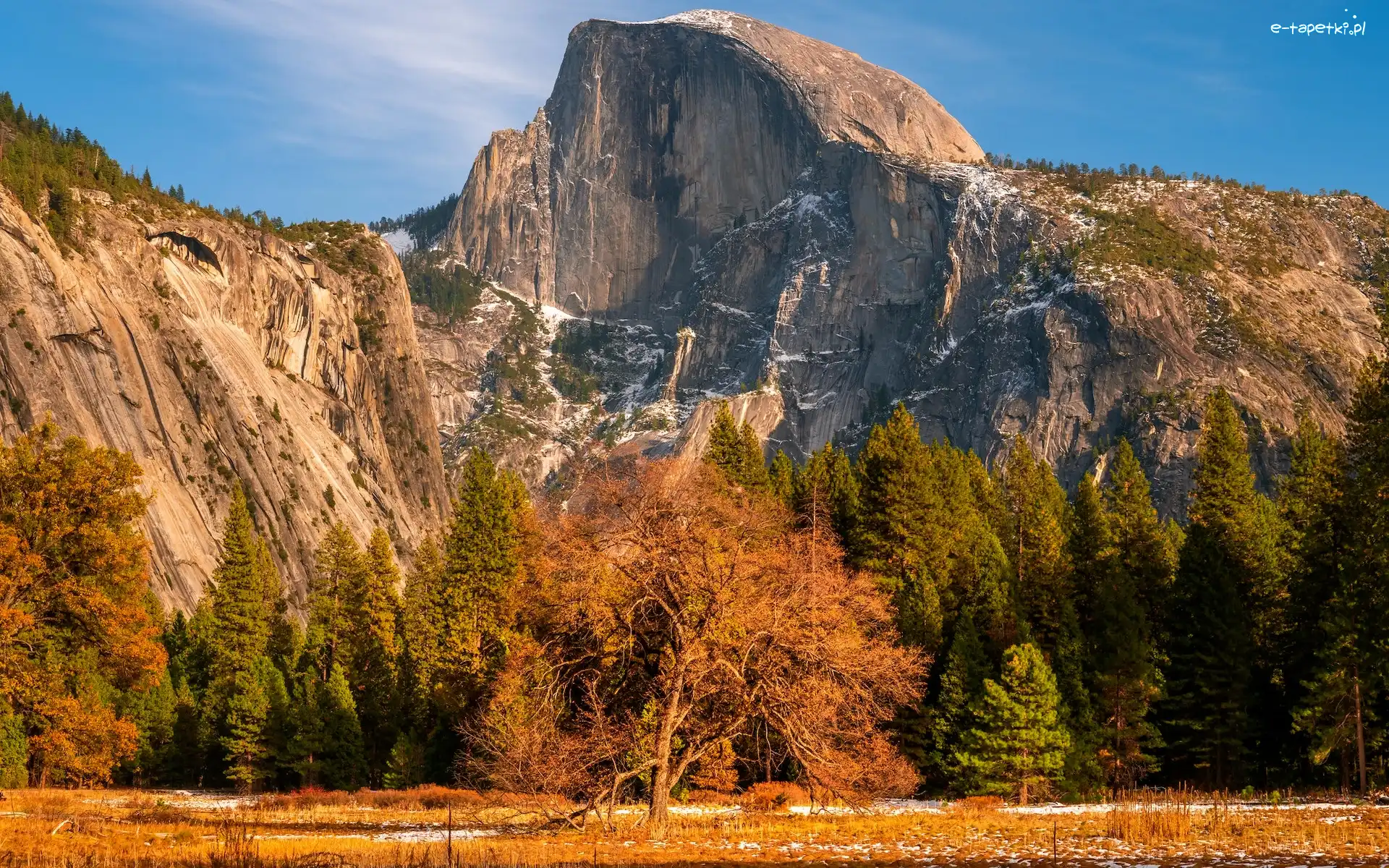 Drzewa, Park Narodowy Yosemite, Jesień, Kalifornia, Stany Zjednoczone, Szczyt Half Dome, Góry