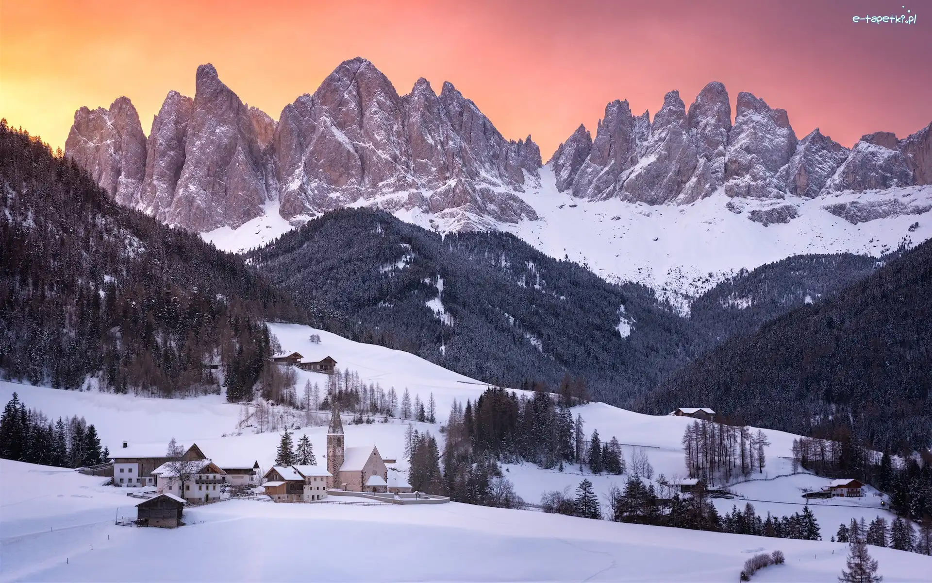 Dolina, Dolomity, Włochy, Kościół, Zima, Wieś, Santa Maddalena, Góry, Masyw Odle, Val di Funes
